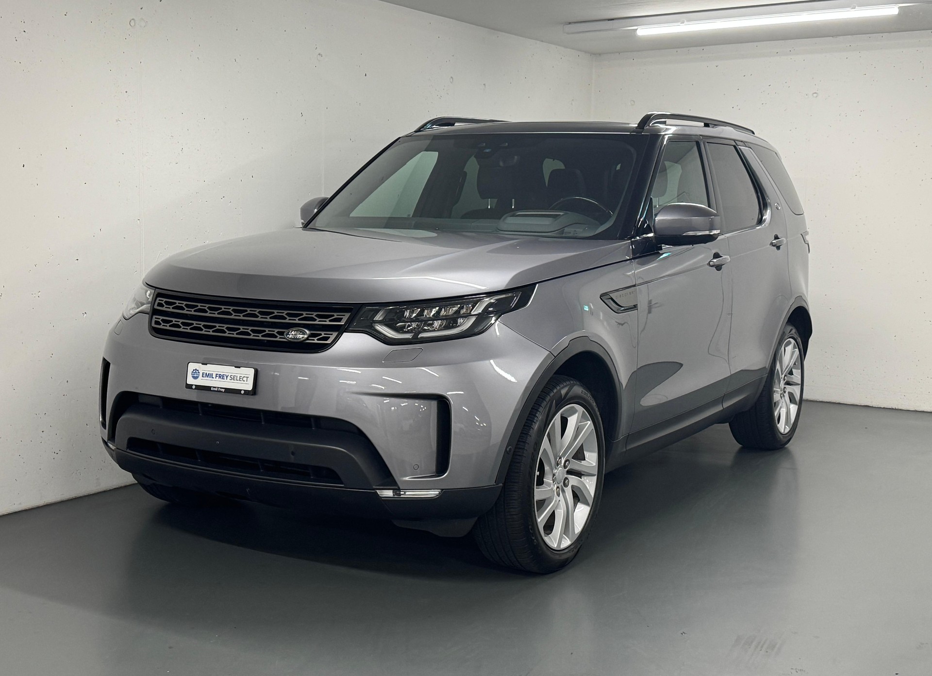 LAND ROVER Discovery 2.0 SD4 SE-image-0