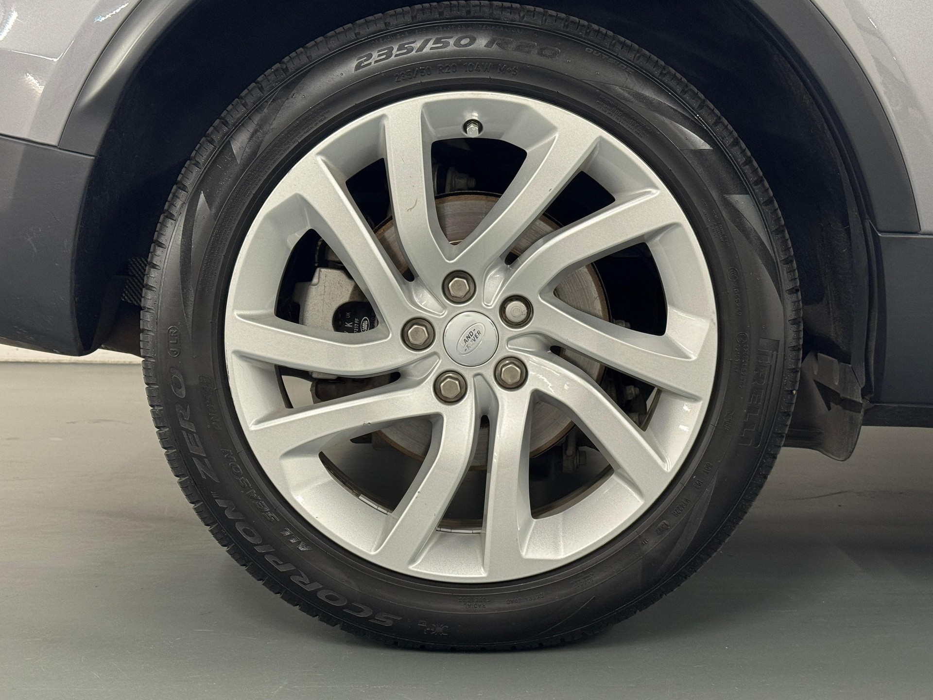 LAND ROVER Discovery 2.0 SD4 SE-image-6