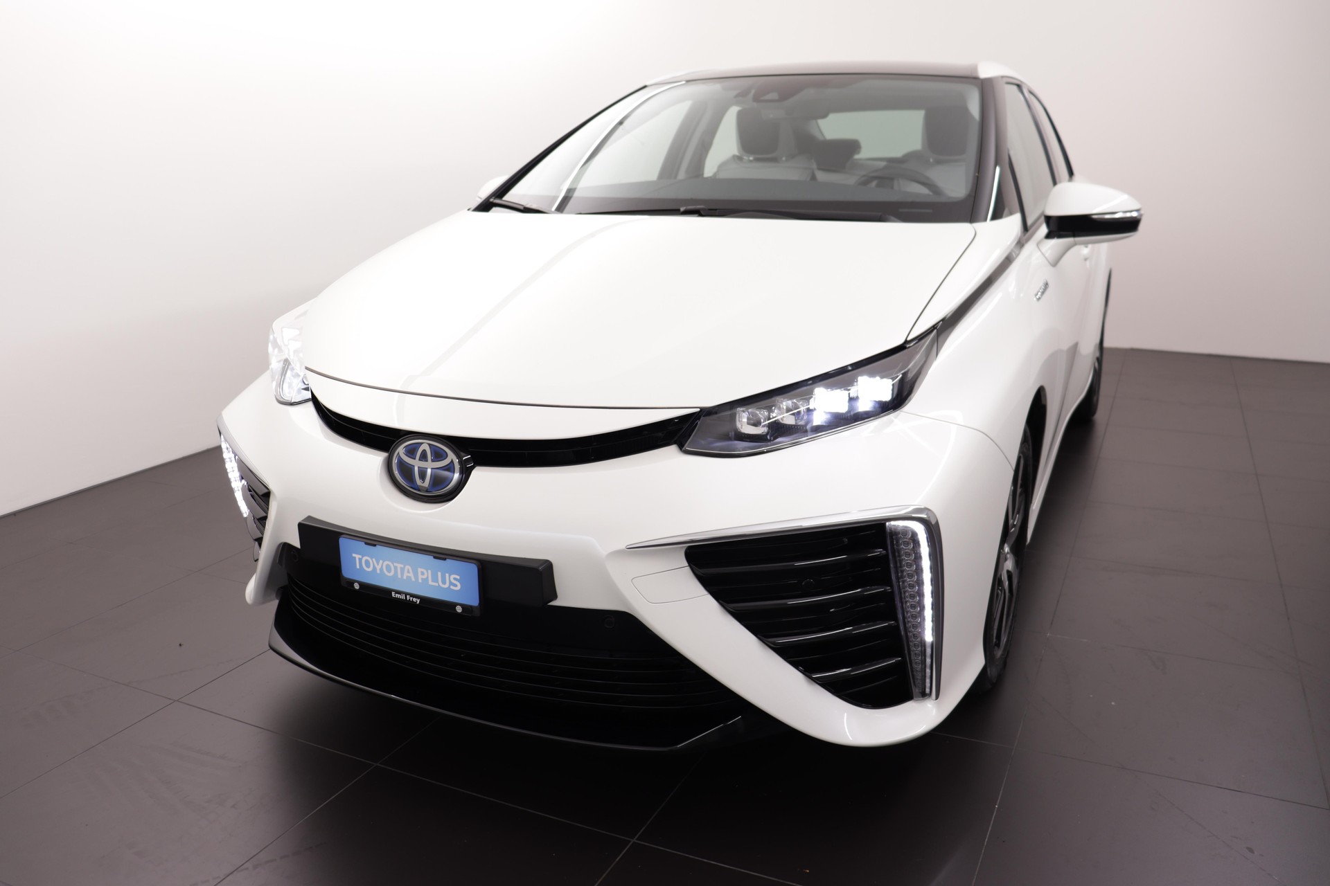 TOYOTA Mirai Fuel Cell Premium-image-0