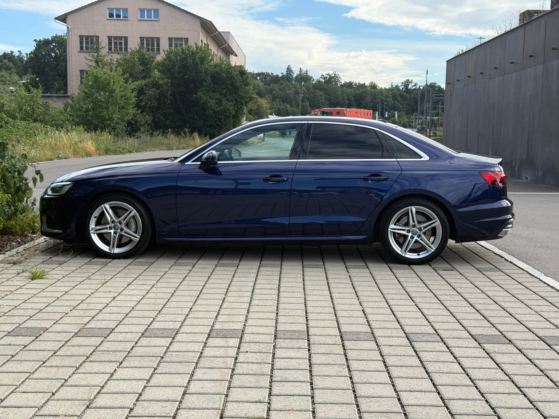 AUDI A4 Limousine 45 TFSI advanced quattro S-tronic quattro-image-1
