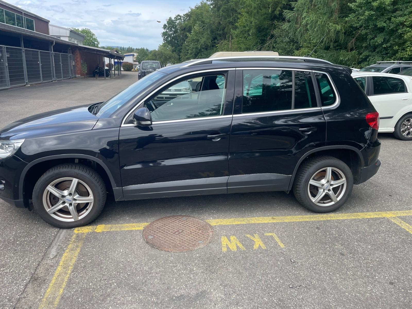VW Tiguan 1.4 TSI Sport&Style-image-8