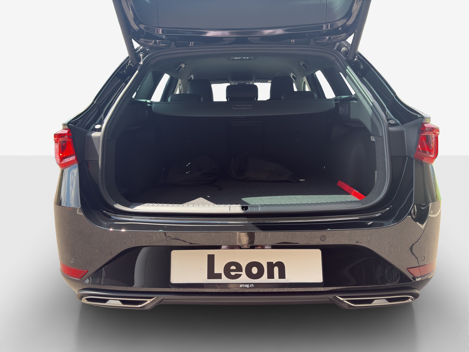 SEAT Leon ST 1.5 eHybrid pHEV DSG FR-image-12