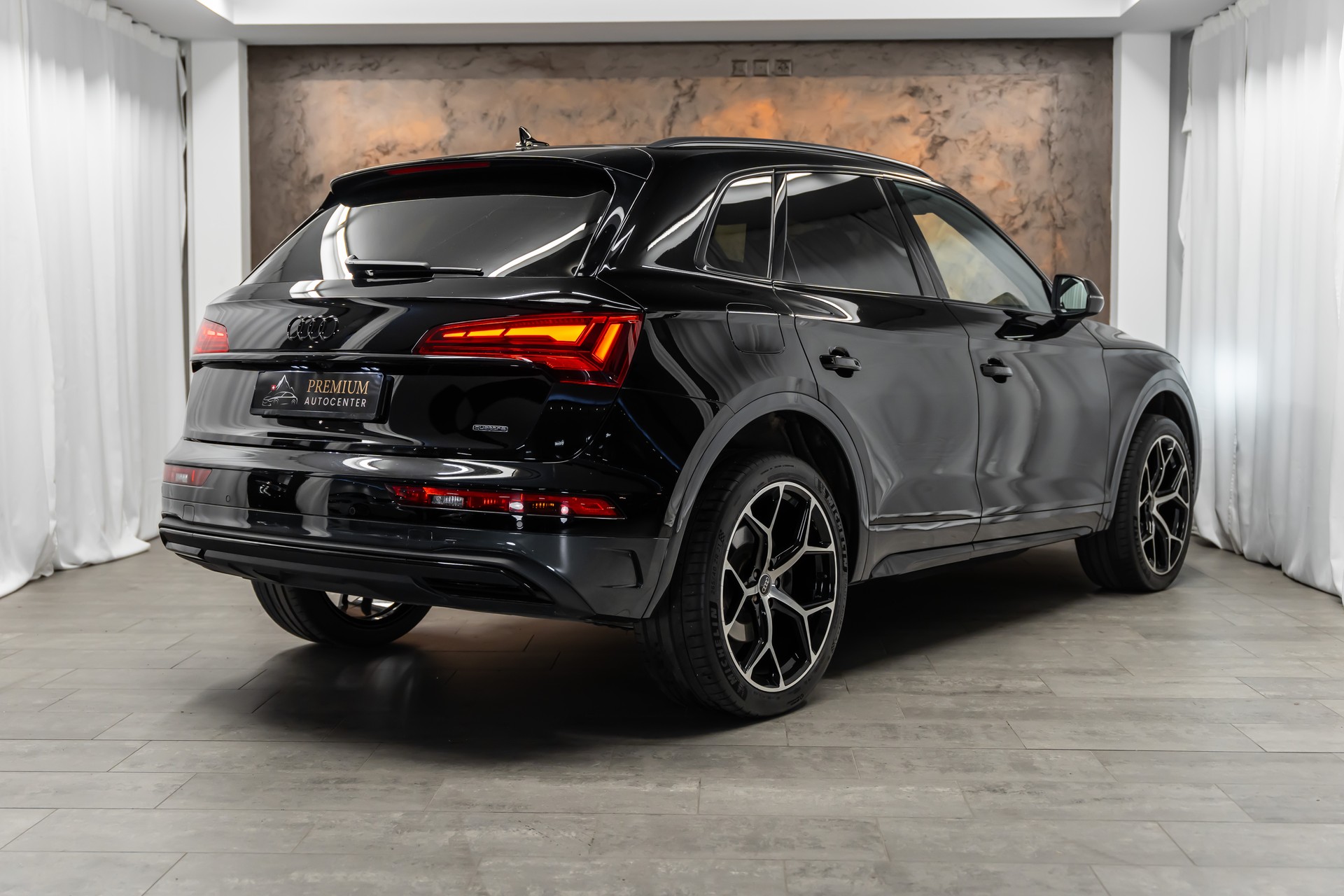 AUDI Q5 50 TDI S Line quattro tiptronic *Facelift*S-Line*Black Optik*21"RS-Alu*AHK*-image-6