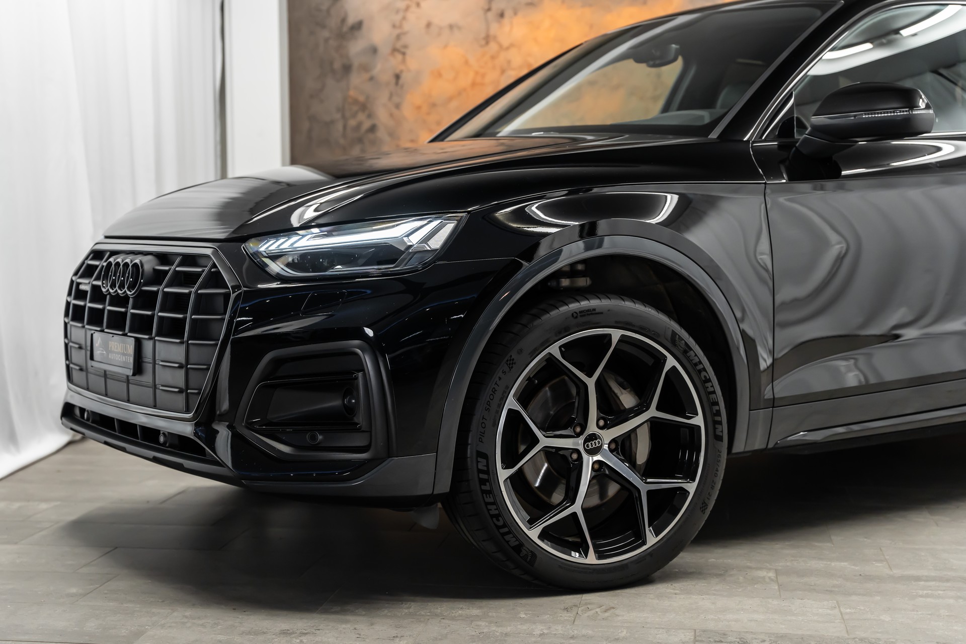 AUDI Q5 50 TDI S Line quattro tiptronic *Facelift*S-Line*Black Optik*21"RS-Alu*AHK*-image-2