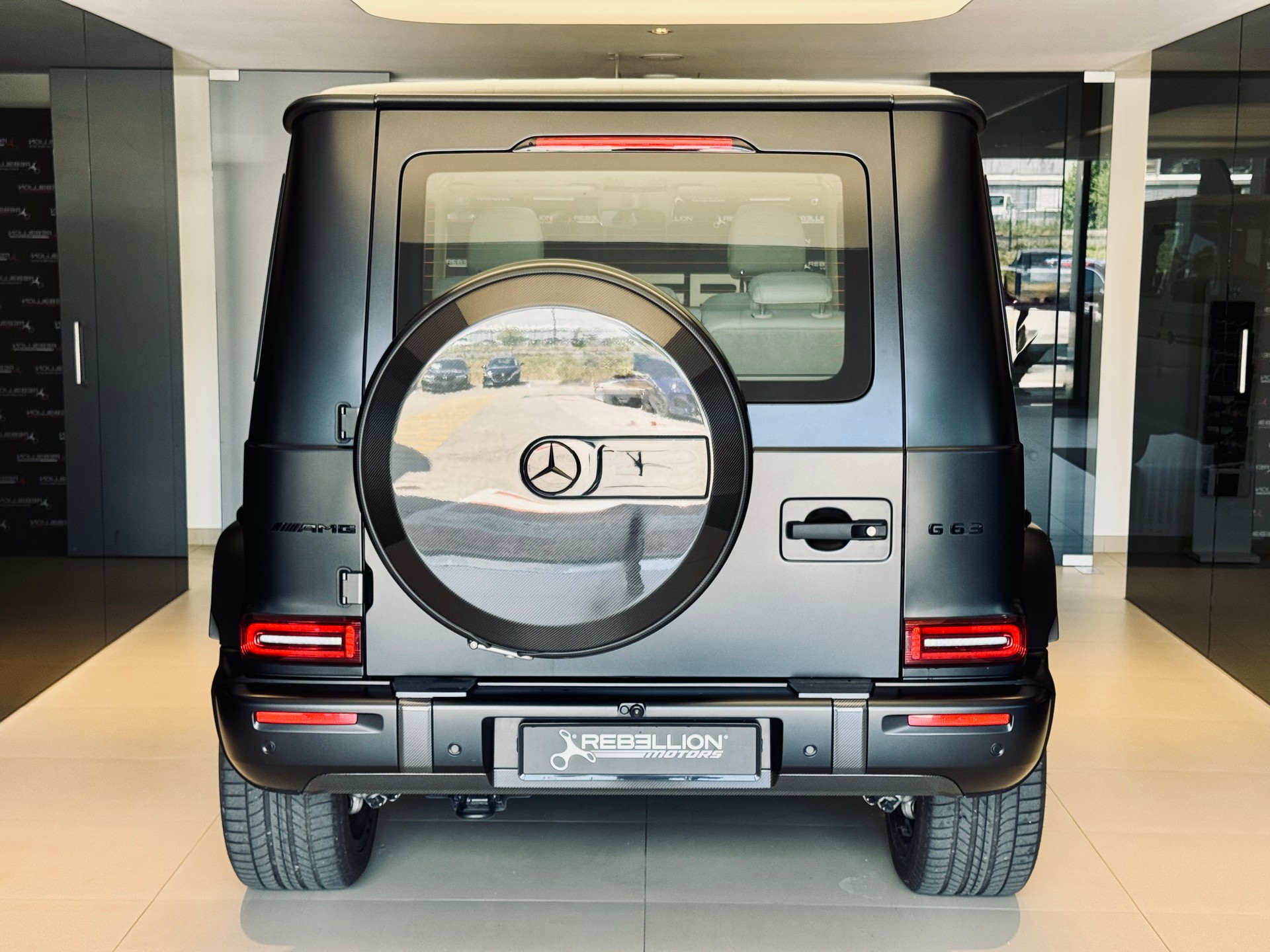 MERCEDES-BENZ G 63 AMG 9G-Tronic-image-6