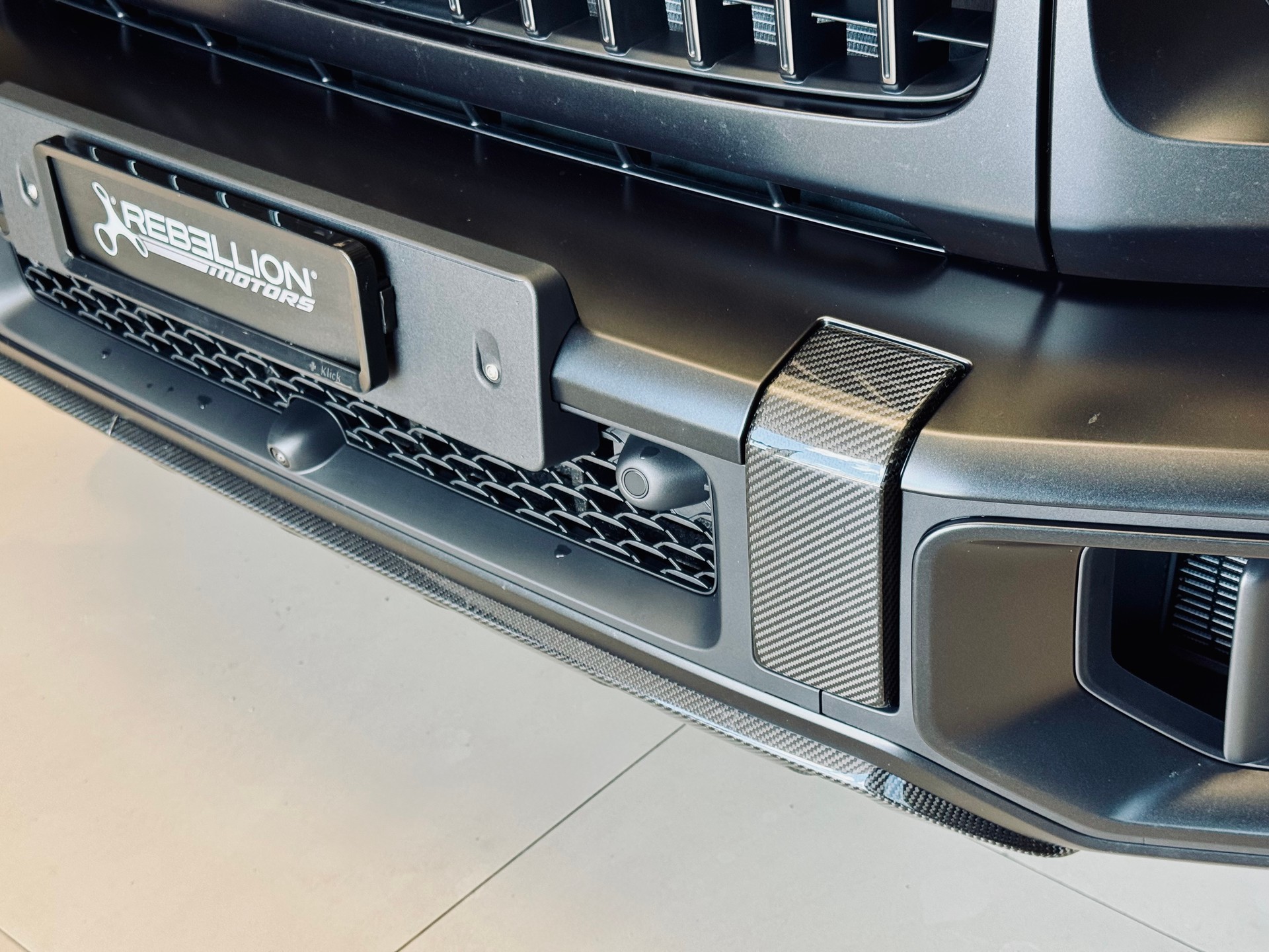MERCEDES-BENZ G 63 AMG 9G-Tronic-image-4