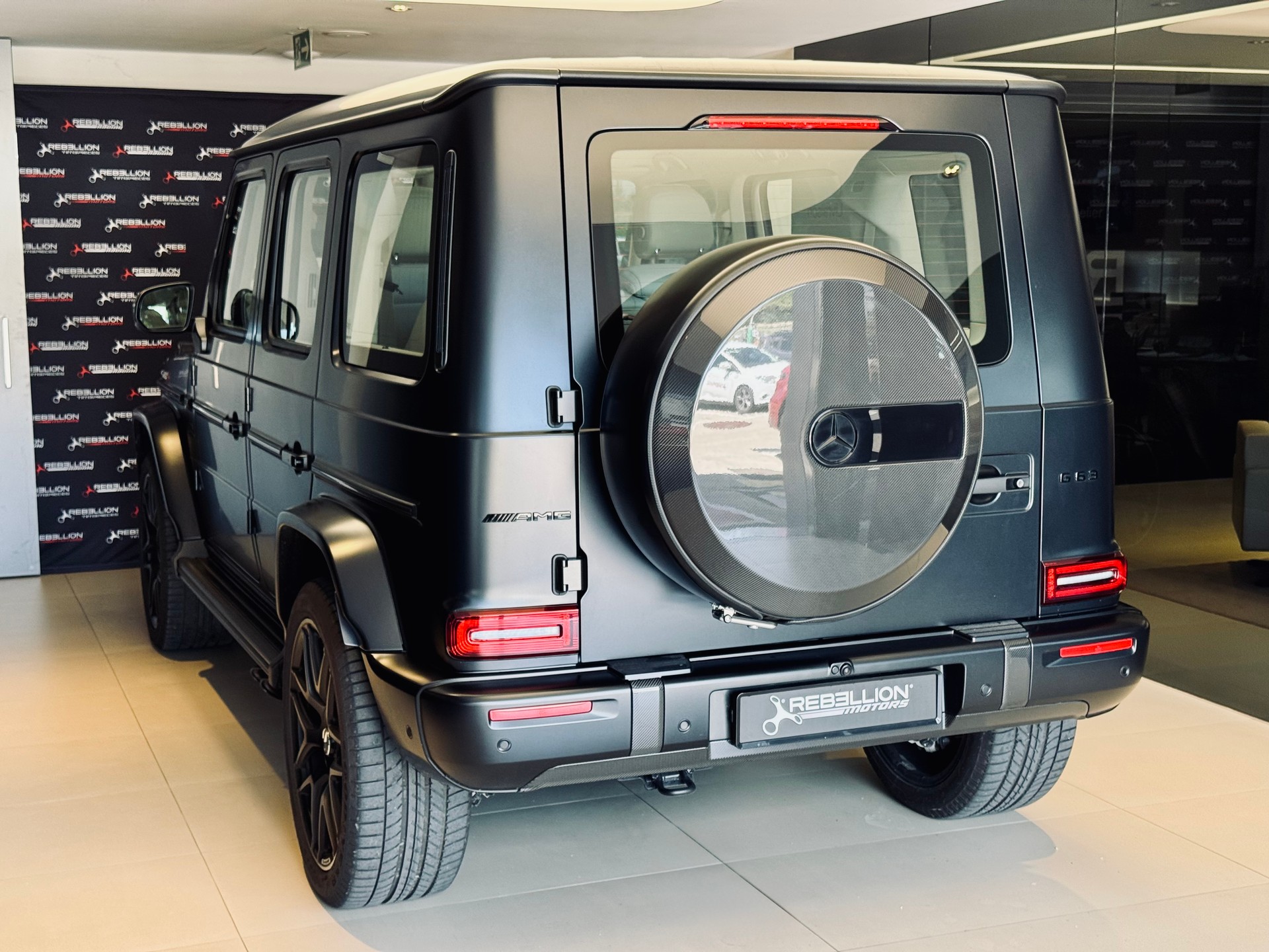 MERCEDES-BENZ G 63 AMG 9G-Tronic-image-7