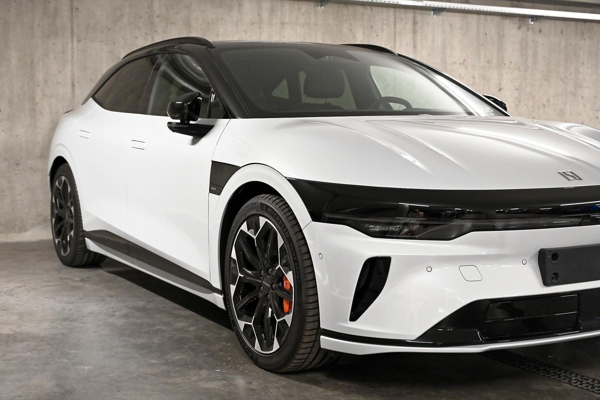 ZEEKR 7GT Privilege AWD-image-3