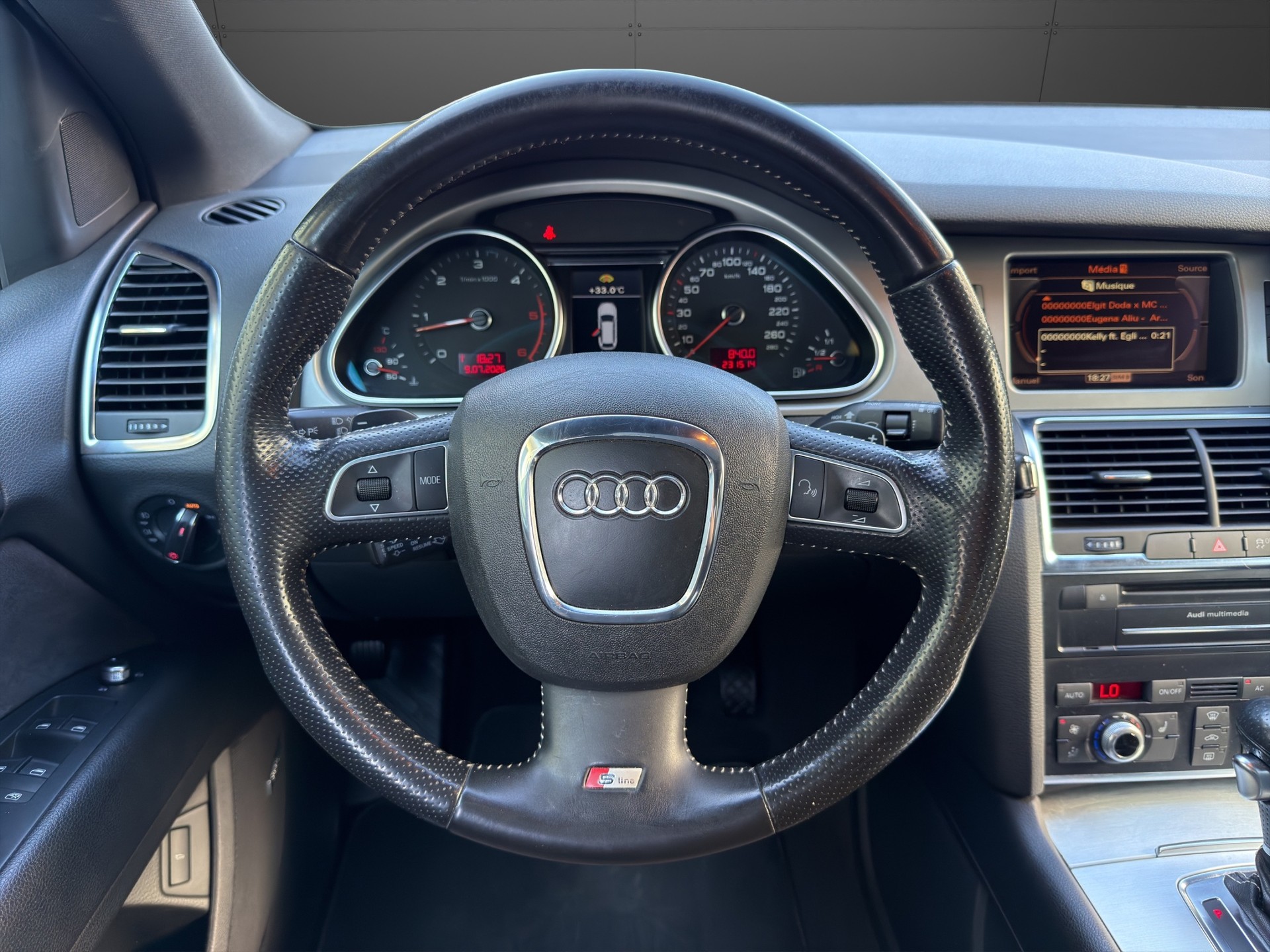 AUDI Q7 3.0 TDI S-Line quattro tiptronic 7-Sitzer-image-11