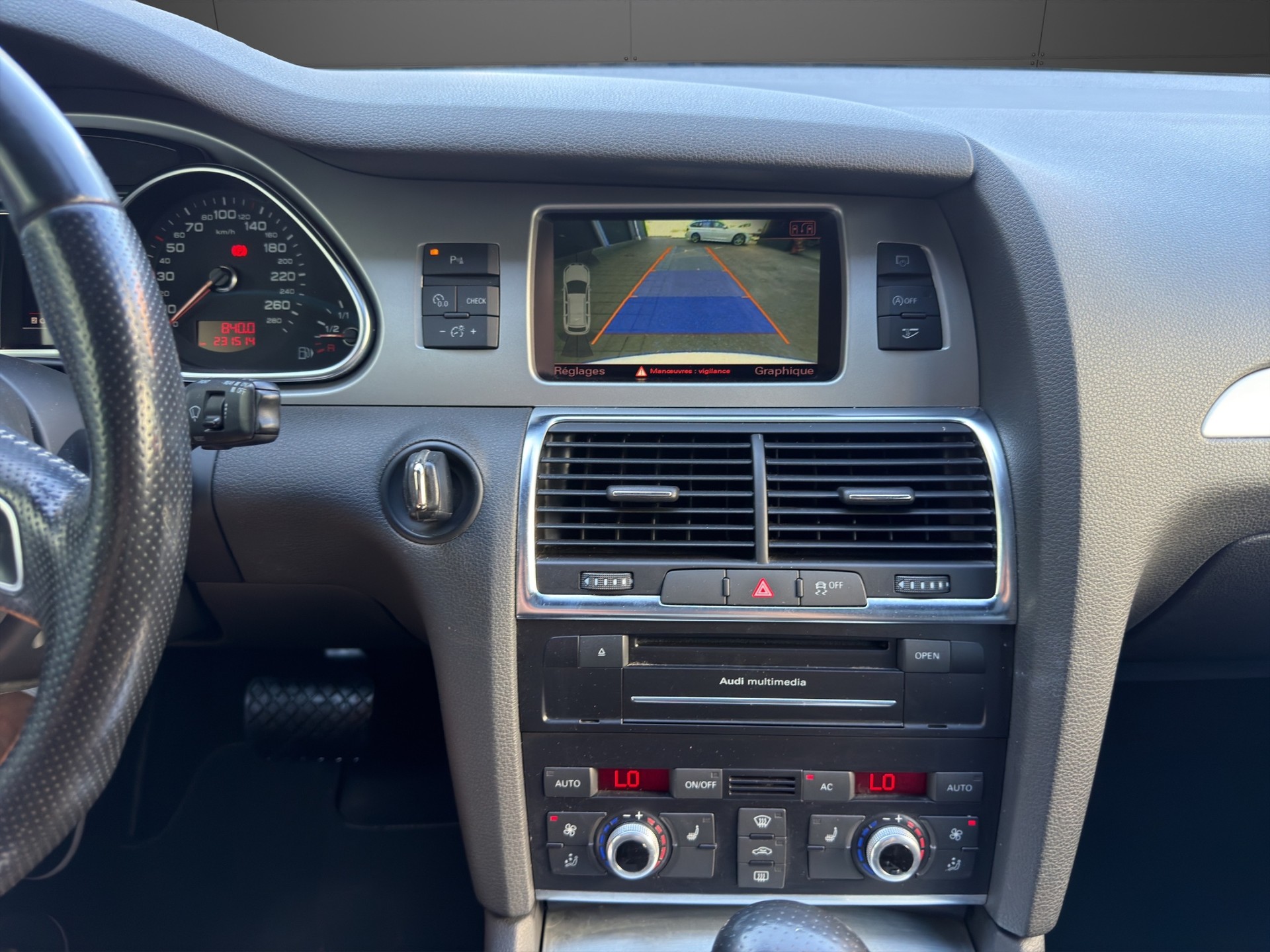 AUDI Q7 3.0 TDI S-Line quattro tiptronic 7-Sitzer-image-14
