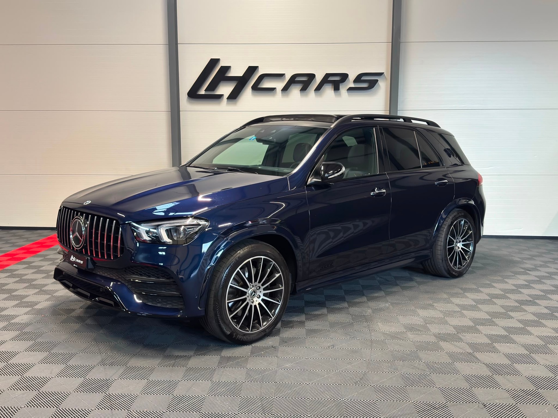 MERCEDES-BENZ GLE 350 d AMG Line 4matic-image-0