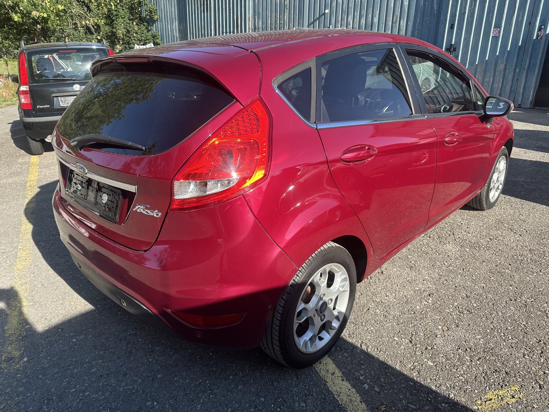 FORD Fiesta 1.6 16V Titanium-image-5