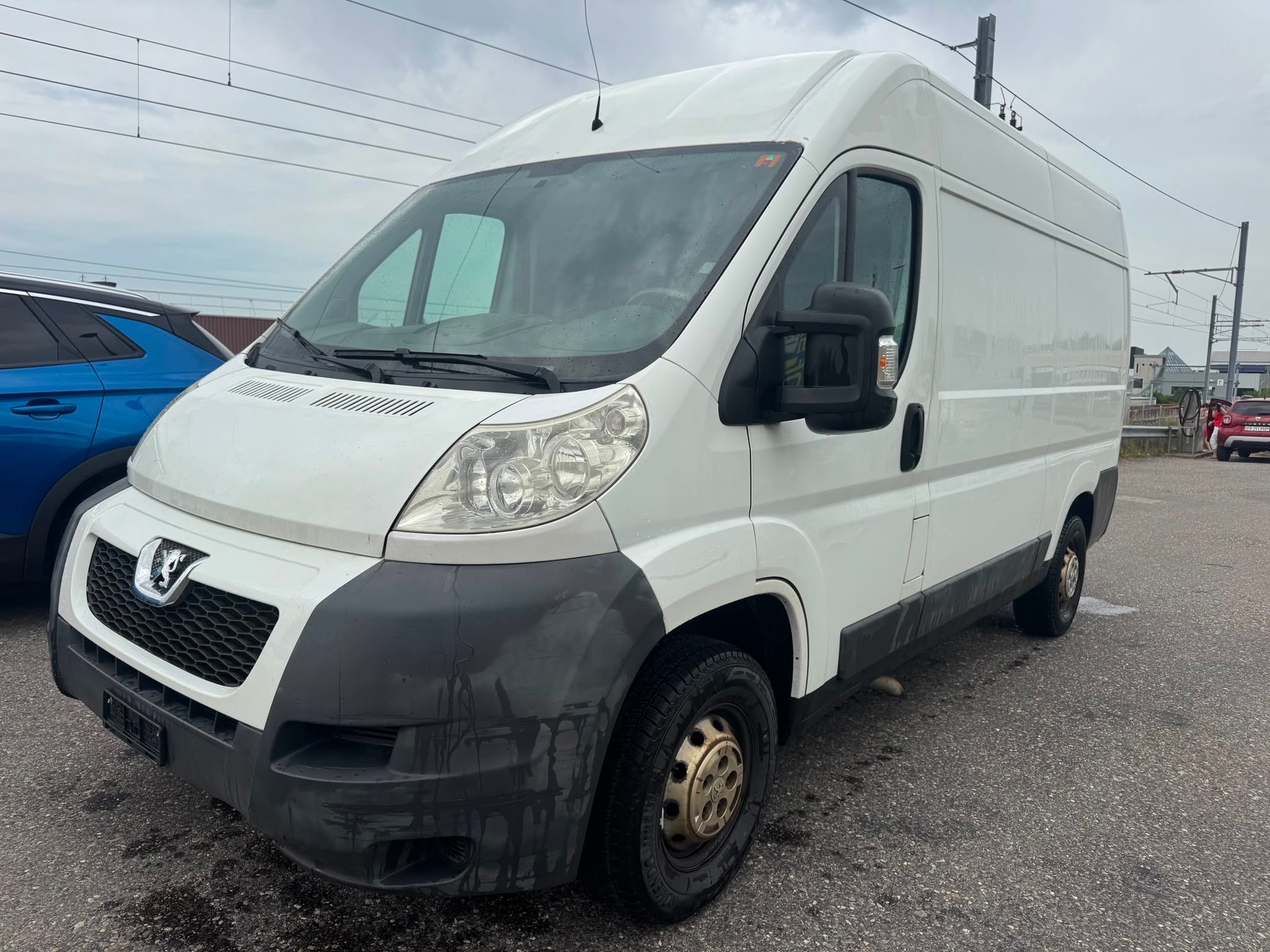PEUGEOT Boxer 2.2 HDI 333 L2H1-image-0
