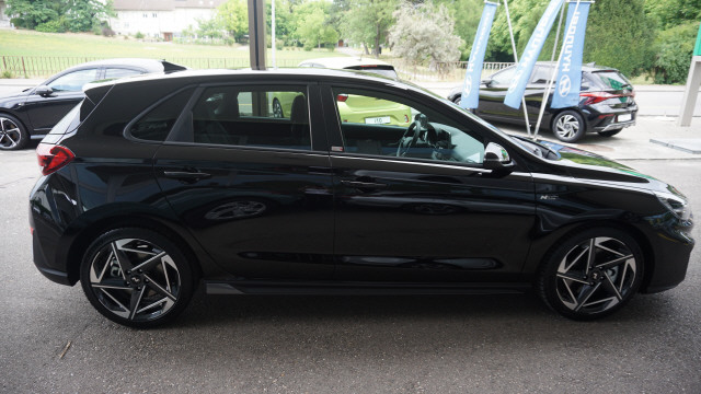 HYUNDAI i30 1.5 T-GDi N Line DCT-image-3