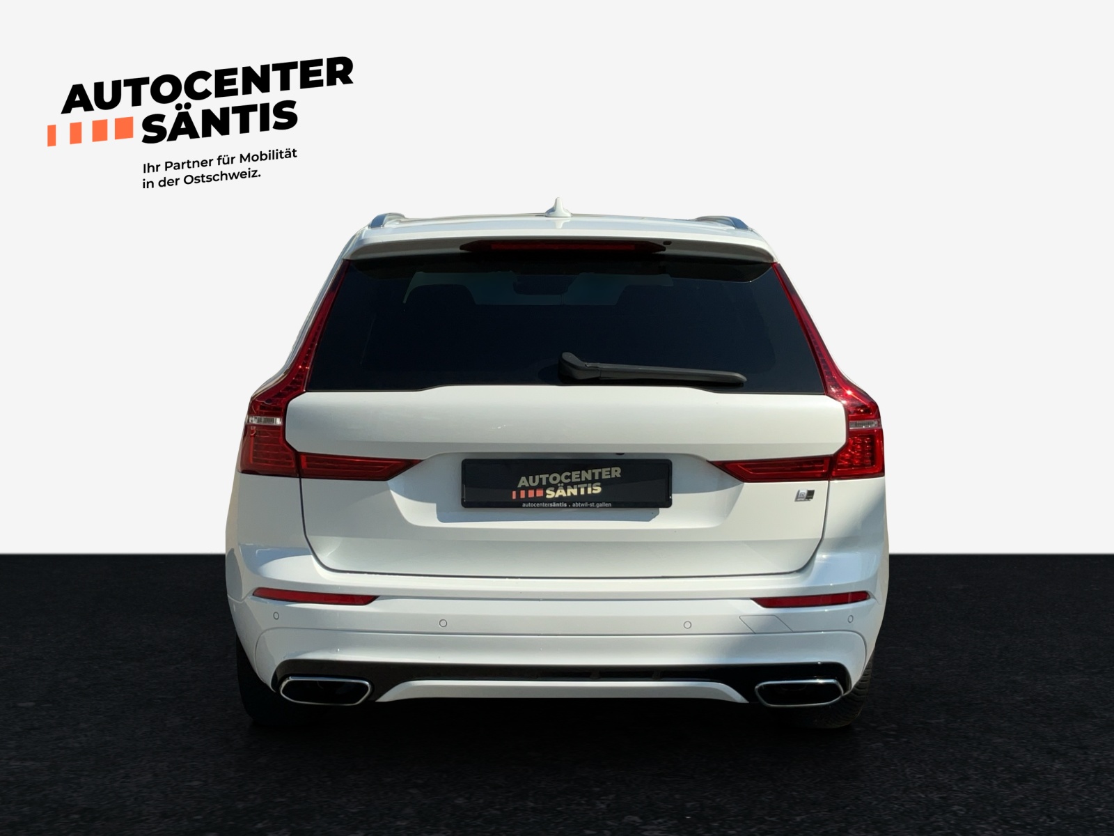 VOLVO XC60 T5 AWD R-Design Geartronic-image-4
