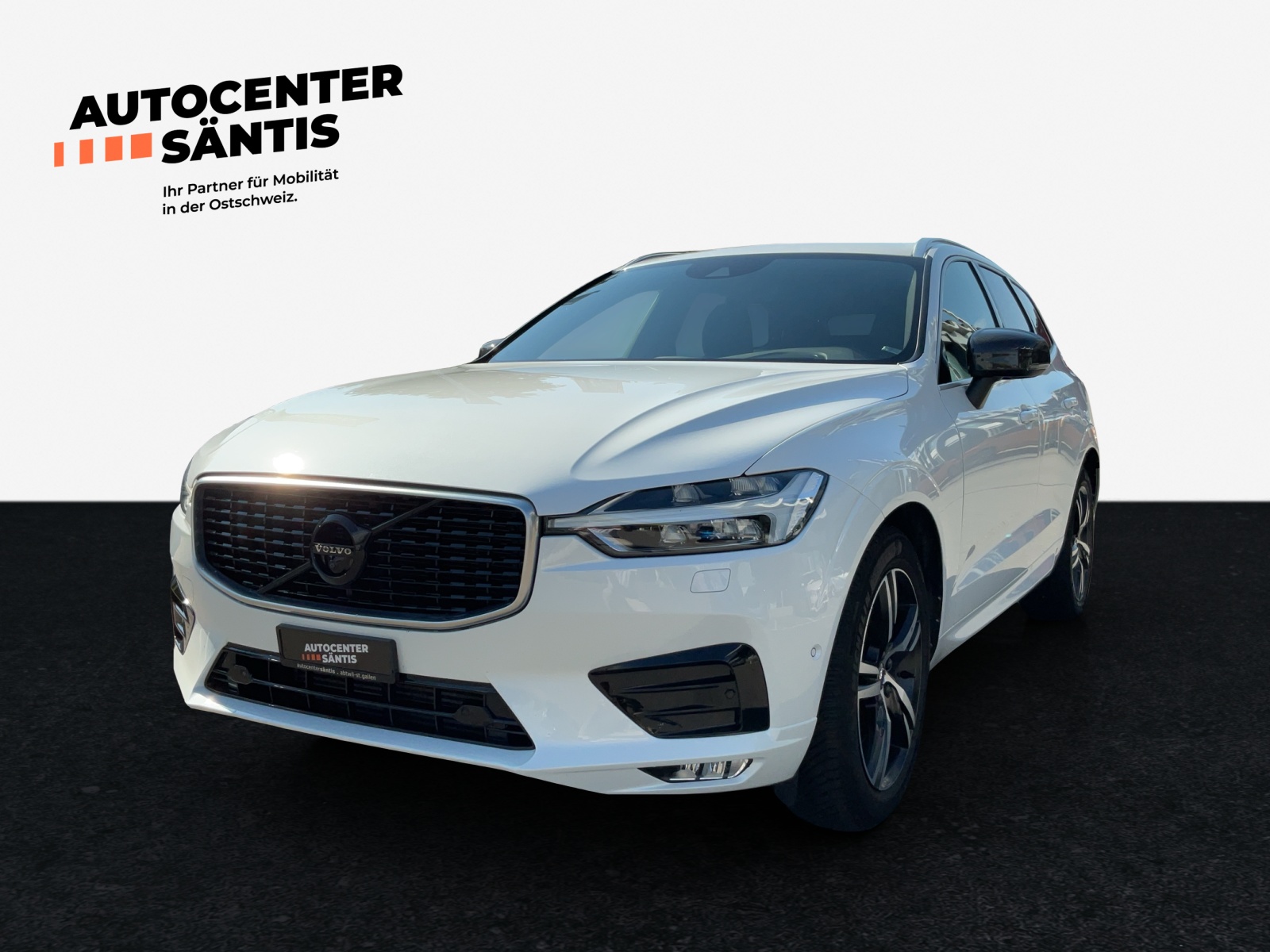 VOLVO XC60 T5 AWD R-Design Geartronic-image-0