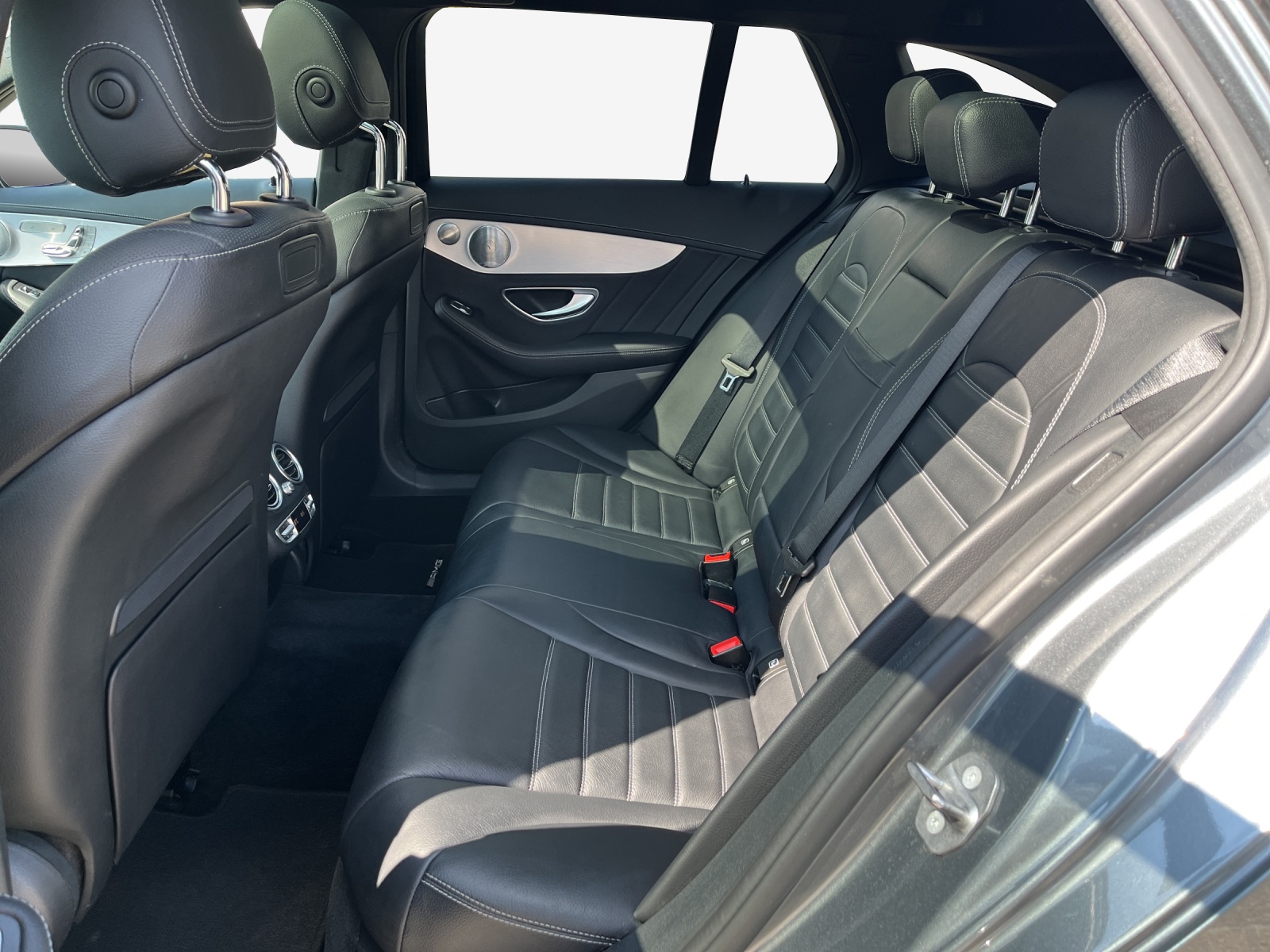 MERCEDES-BENZ C 43 AMG 4Matic 9G-Tronic-image-11