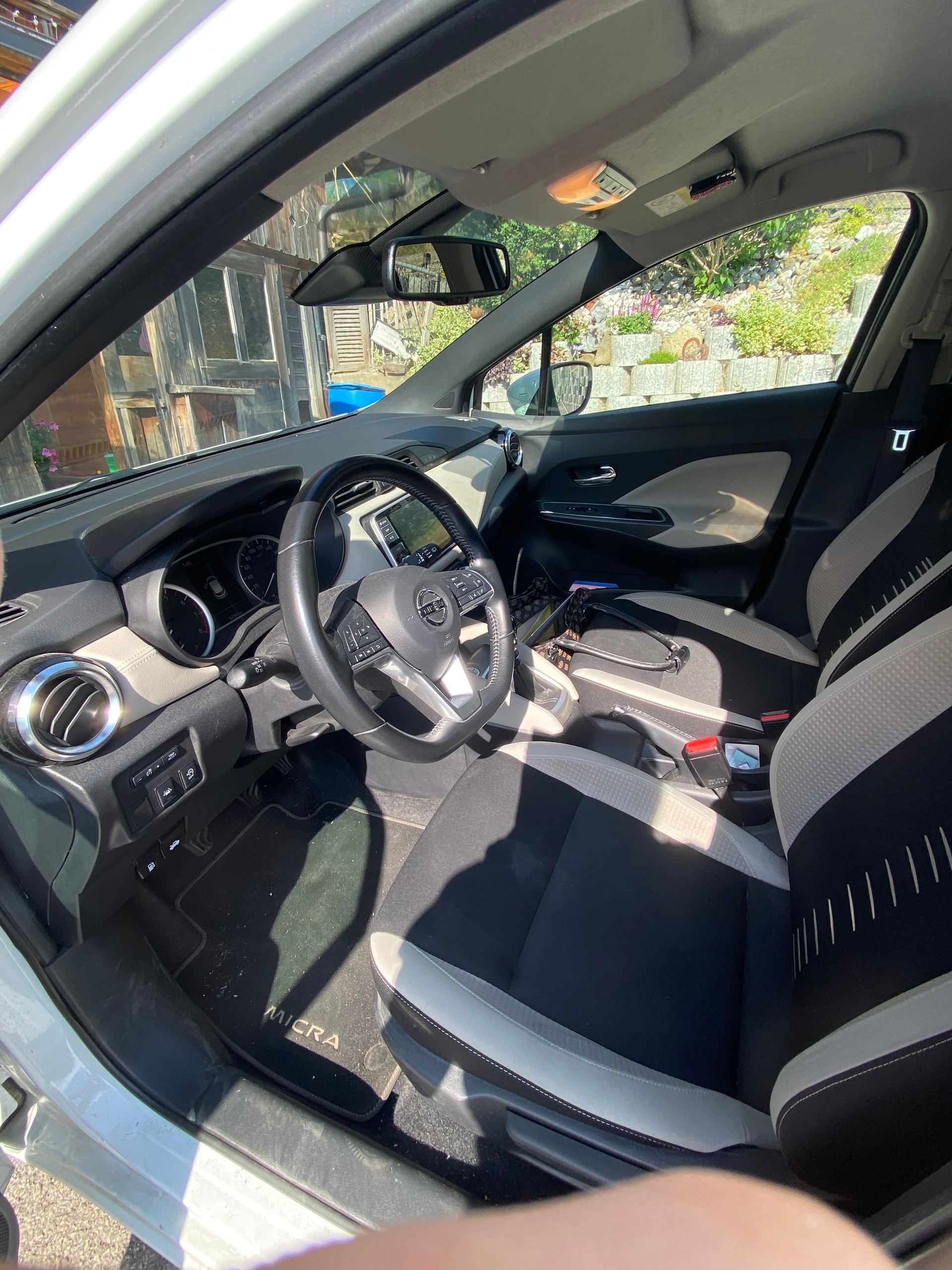 NISSAN 1.0 DIG-T Tekna-image-4