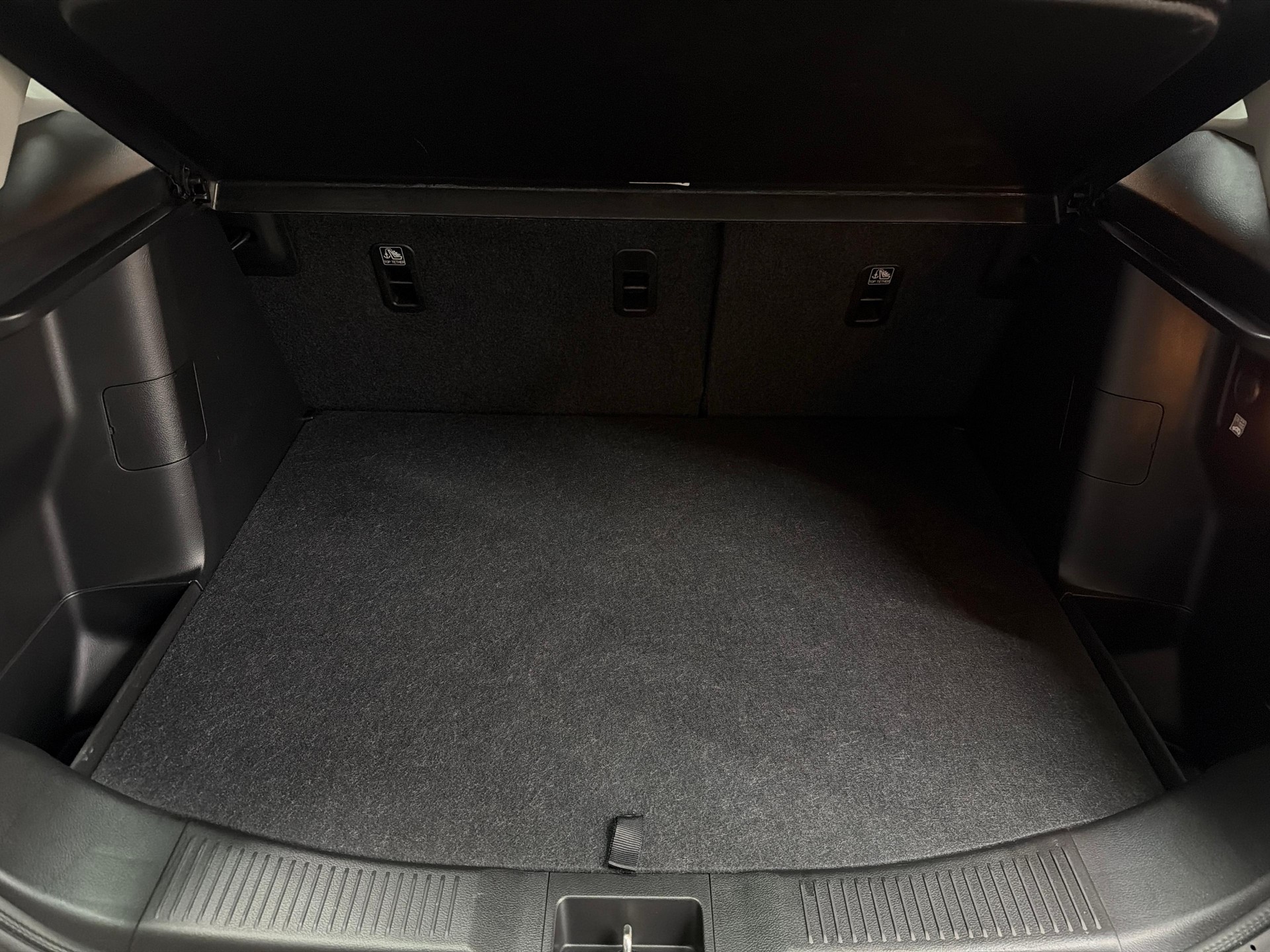 SUZUKI S-Cross 1.4 T Compact Top Hybrid 4x4-image-11