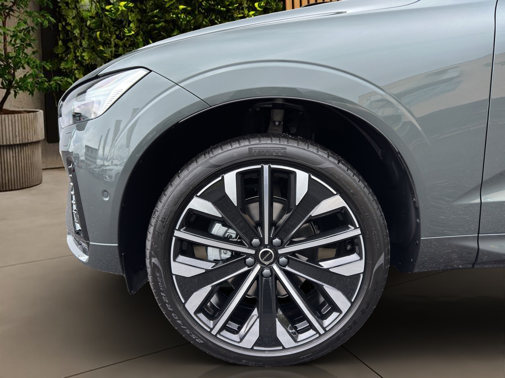 VOLVO XC60 2.0 B5 MH Ultra Dark AWD-image-7