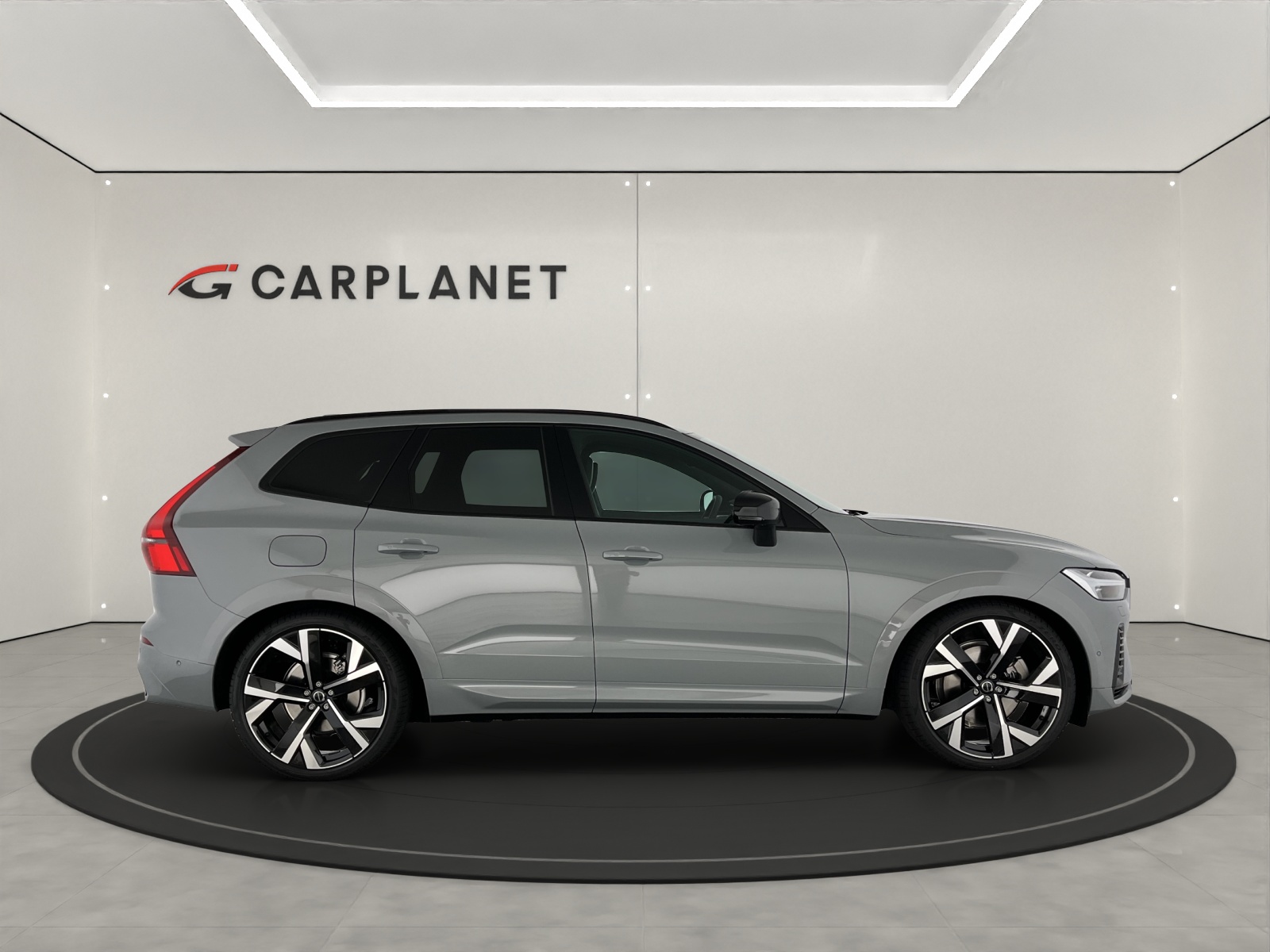 VOLVO XC60 2.0 T6 TE Black Edition eAWD-image-2