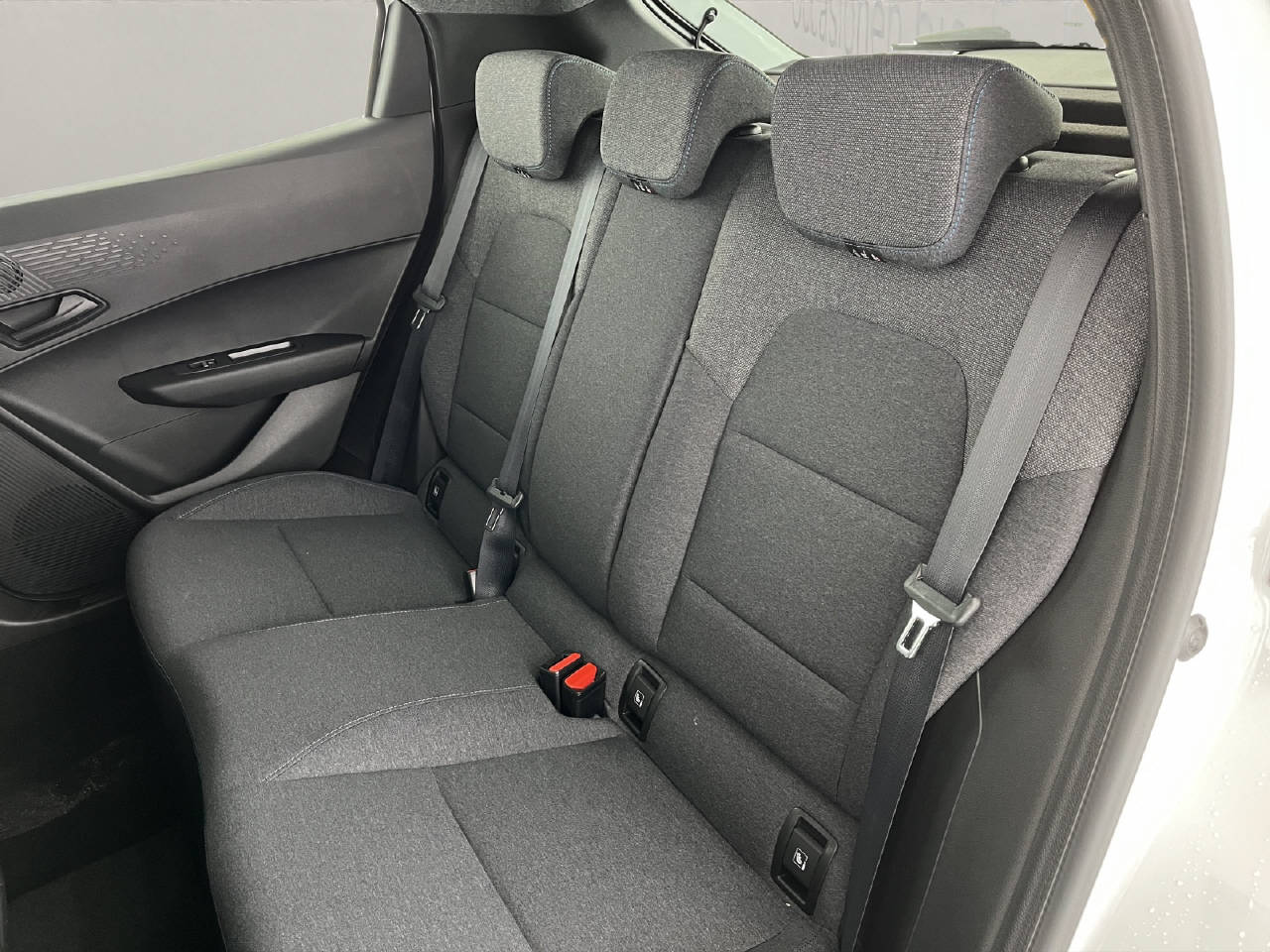 RENAULT Clio 1.8 E-Tech evolution-image-16