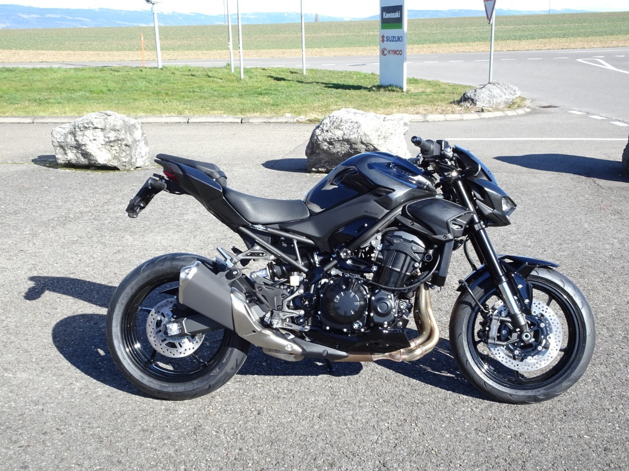 KAWASAKI Z 900 (35kW)-showroom-element-2