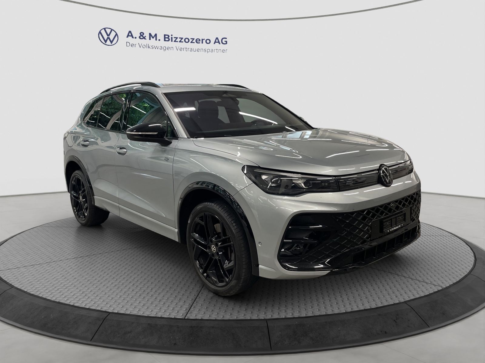 VW Tiguan 2.0 TDI SCR United 4Motion DSG-image-6