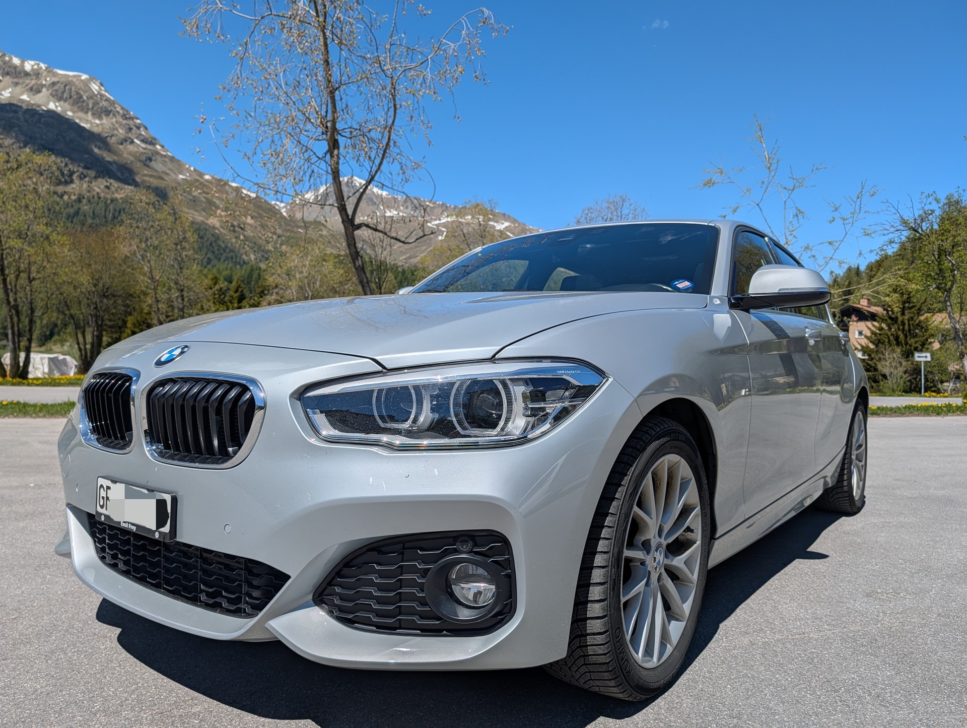 BMW 120d xDrive-image-0