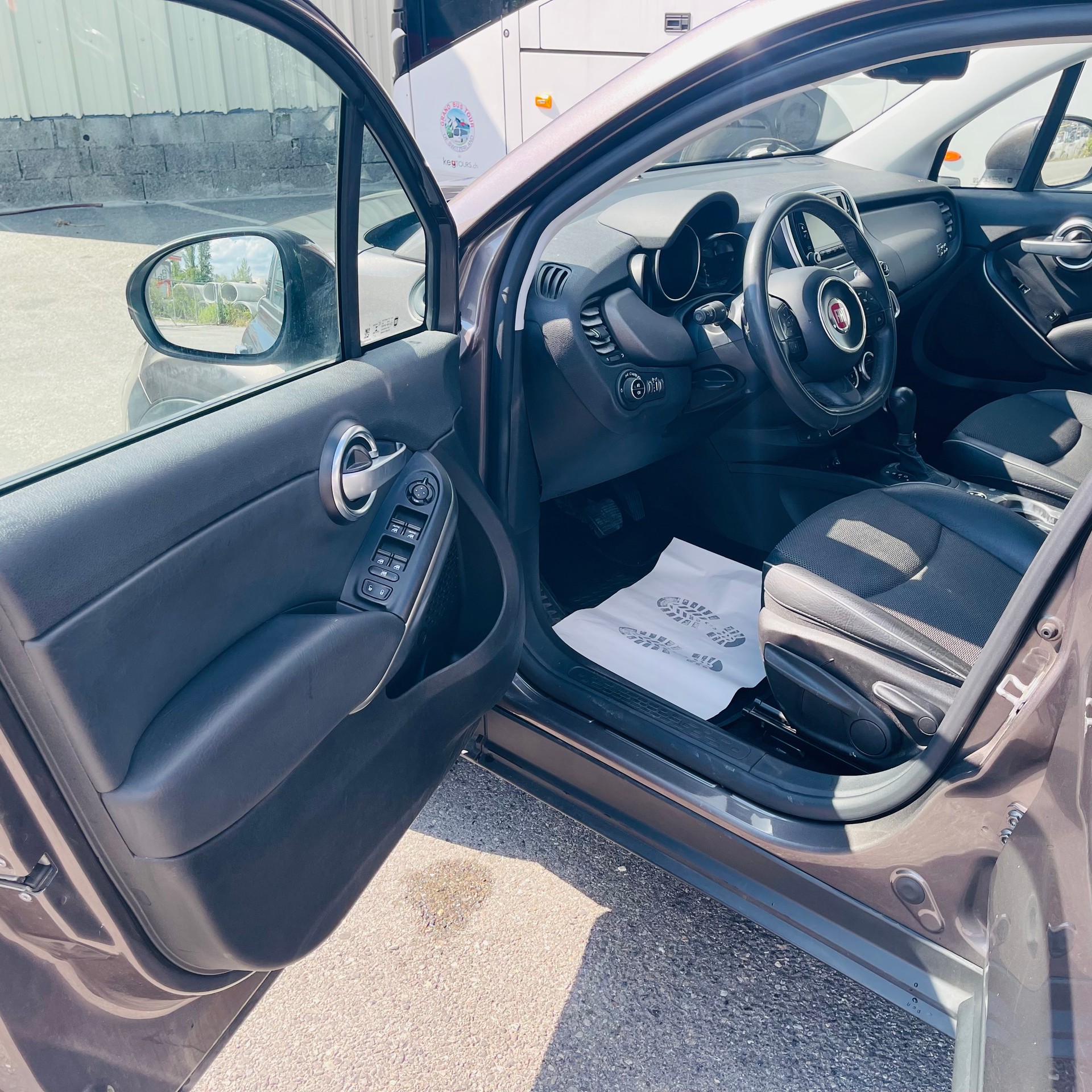 FIAT 500X 1.4T Cross Plus 4x4 Automatic-image-8