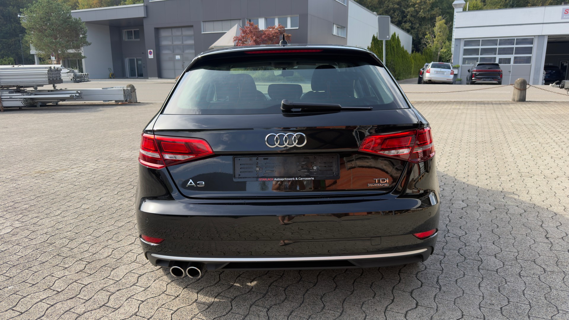 AUDI A3 Sportback 2.0 TDI Sport S-tronic quattro-showroom-element-3