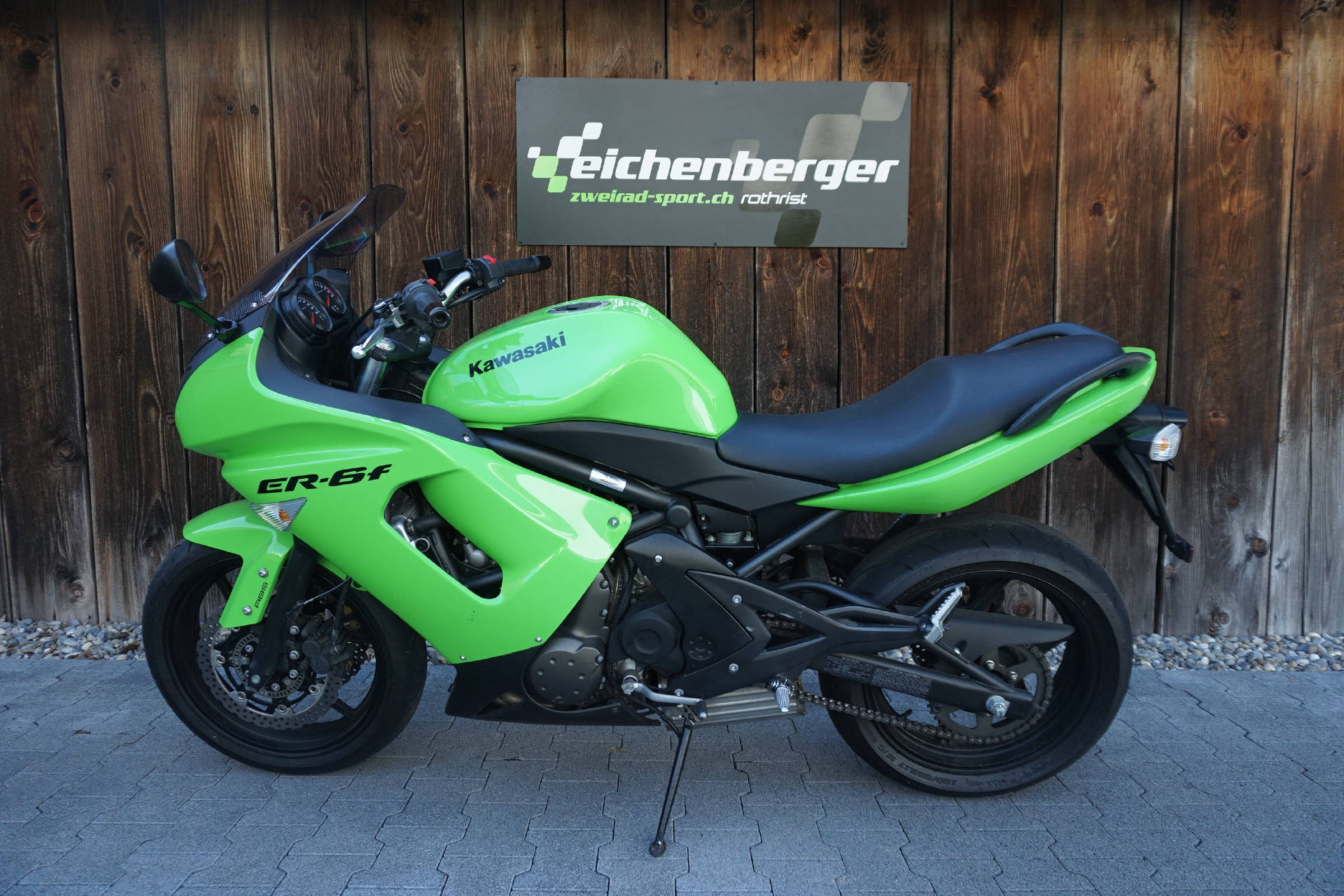KAWASAKI ER-6 f ABS ab Platz
