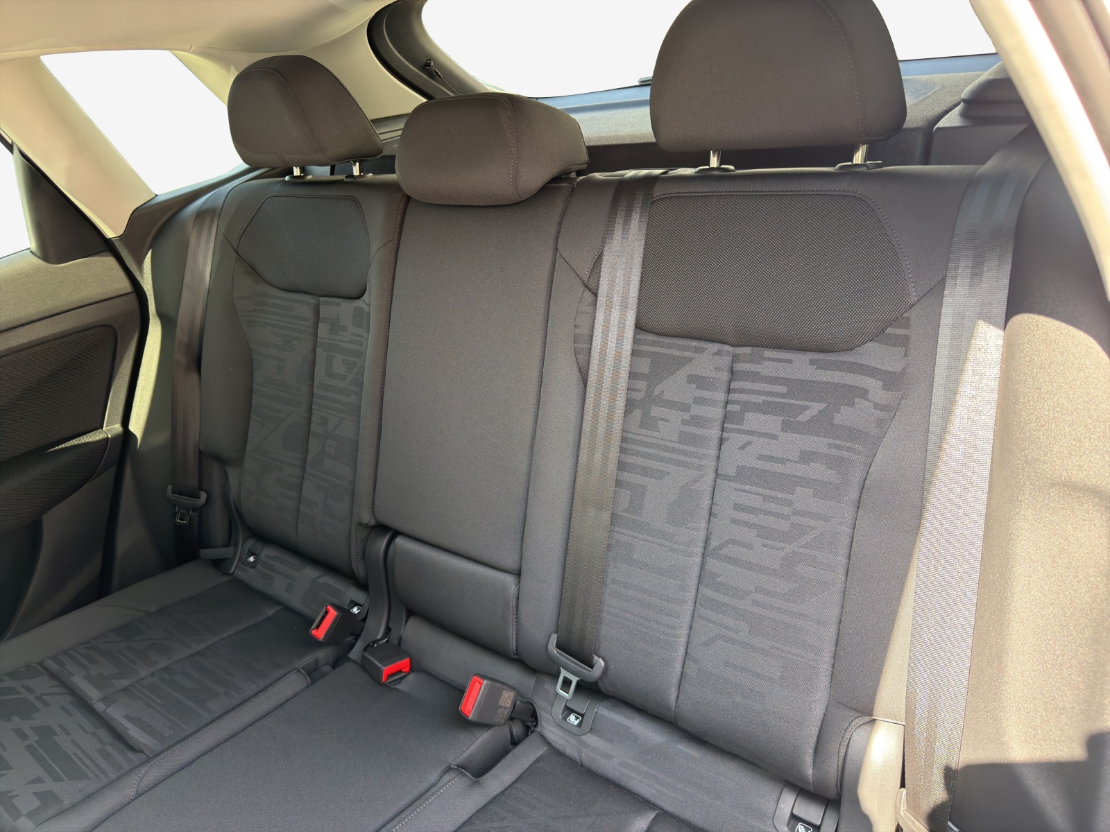 AUDI Q3 SUV 110 kW TFSI S tronic-image-11