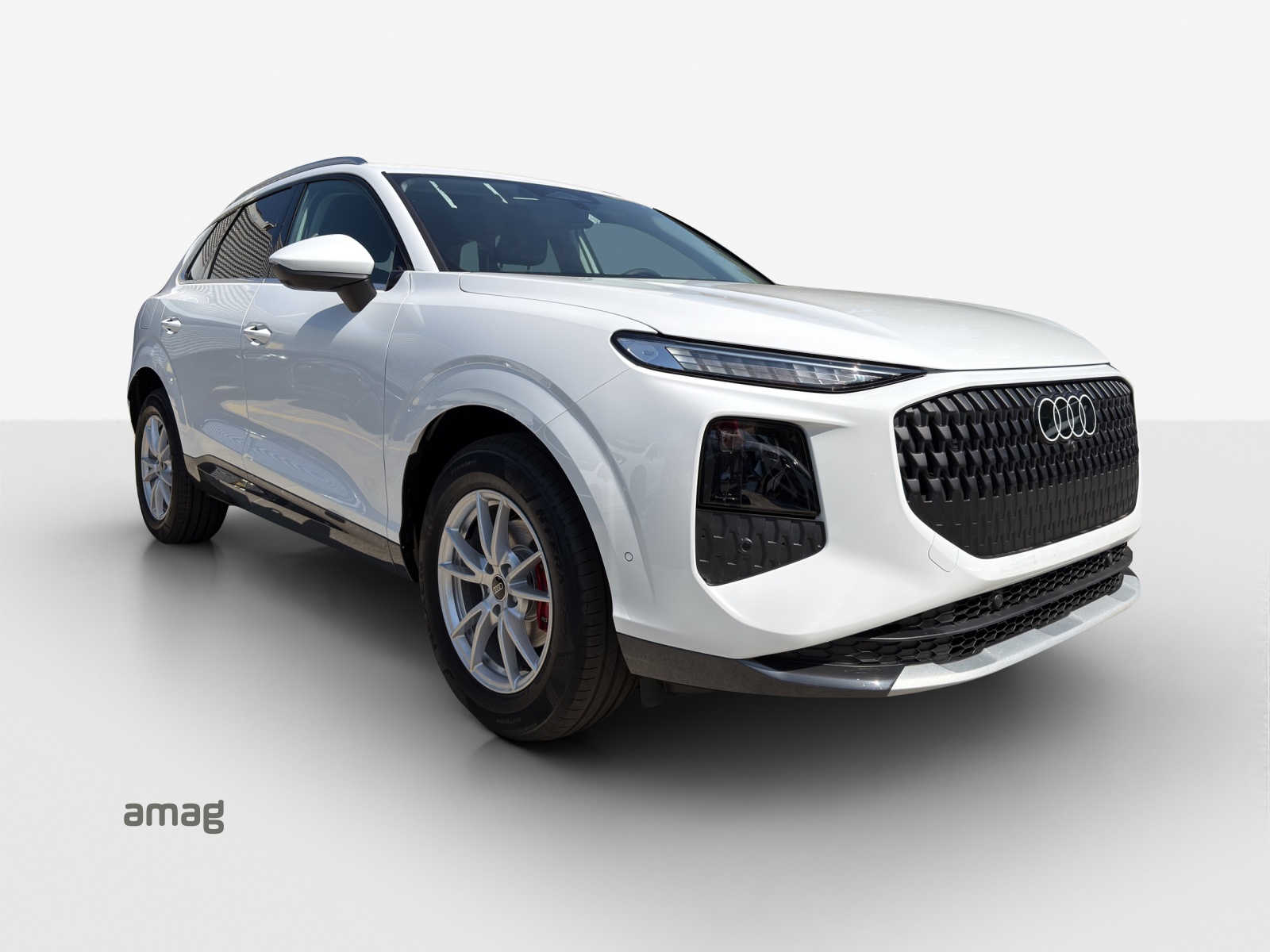 AUDI Q3 SUV 110 kW TFSI S tronic-image-5