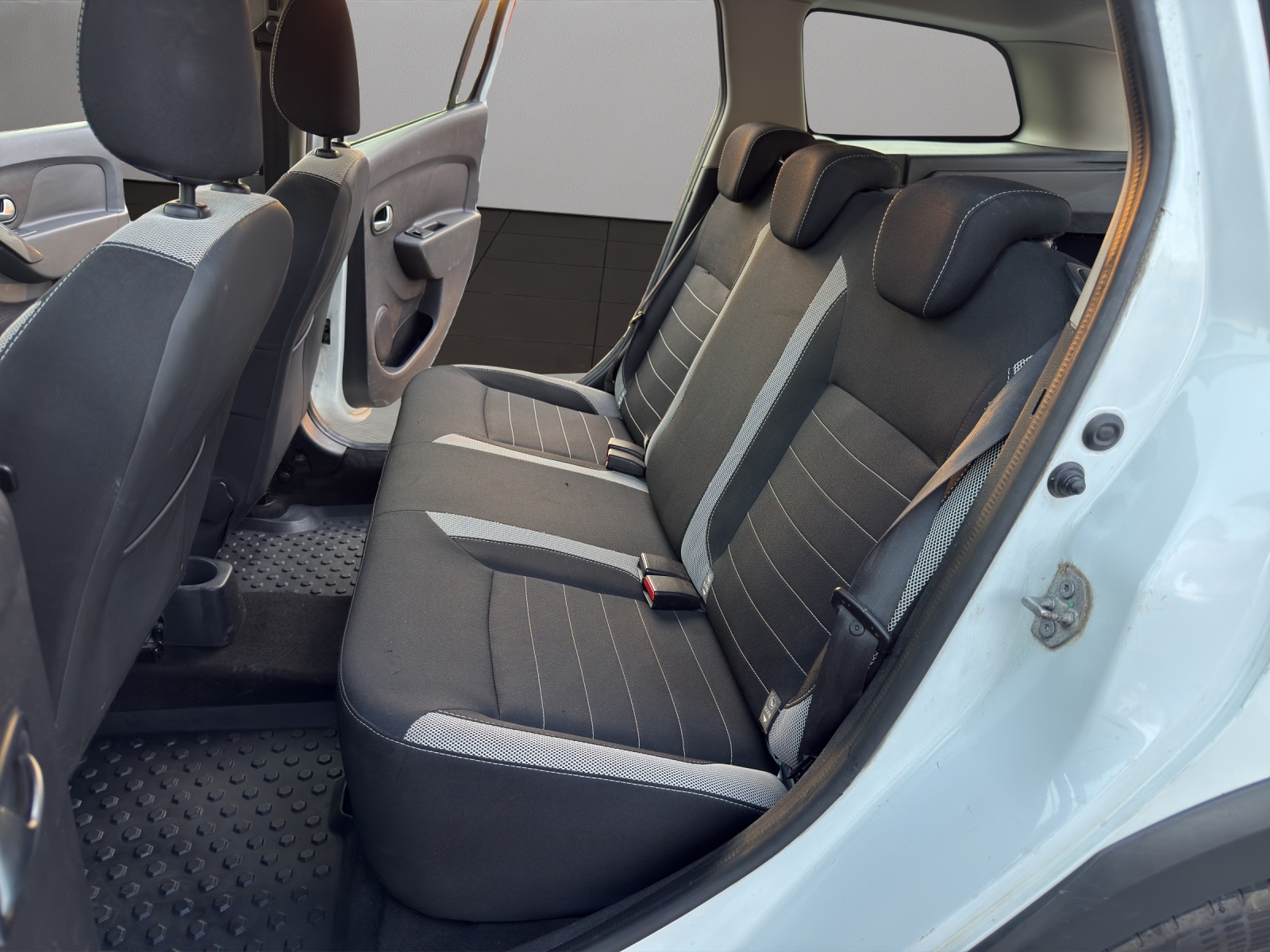DACIA Logan MCV 0.9 Stepway-image-12