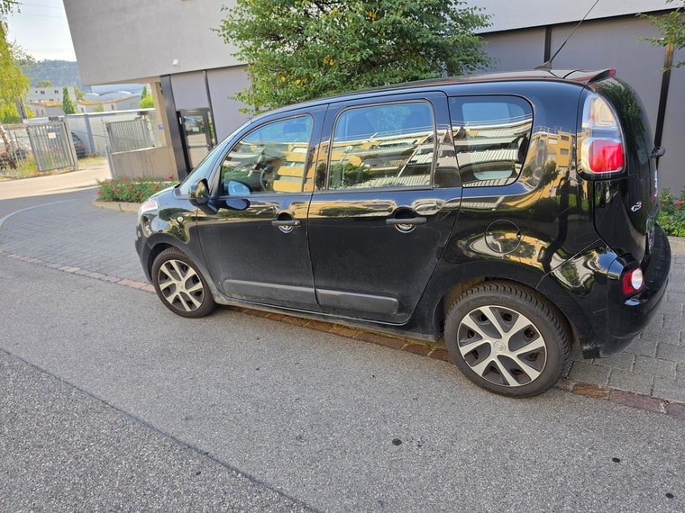 CITROEN C3 Picasso 1.6i 16V Séduction-image-2