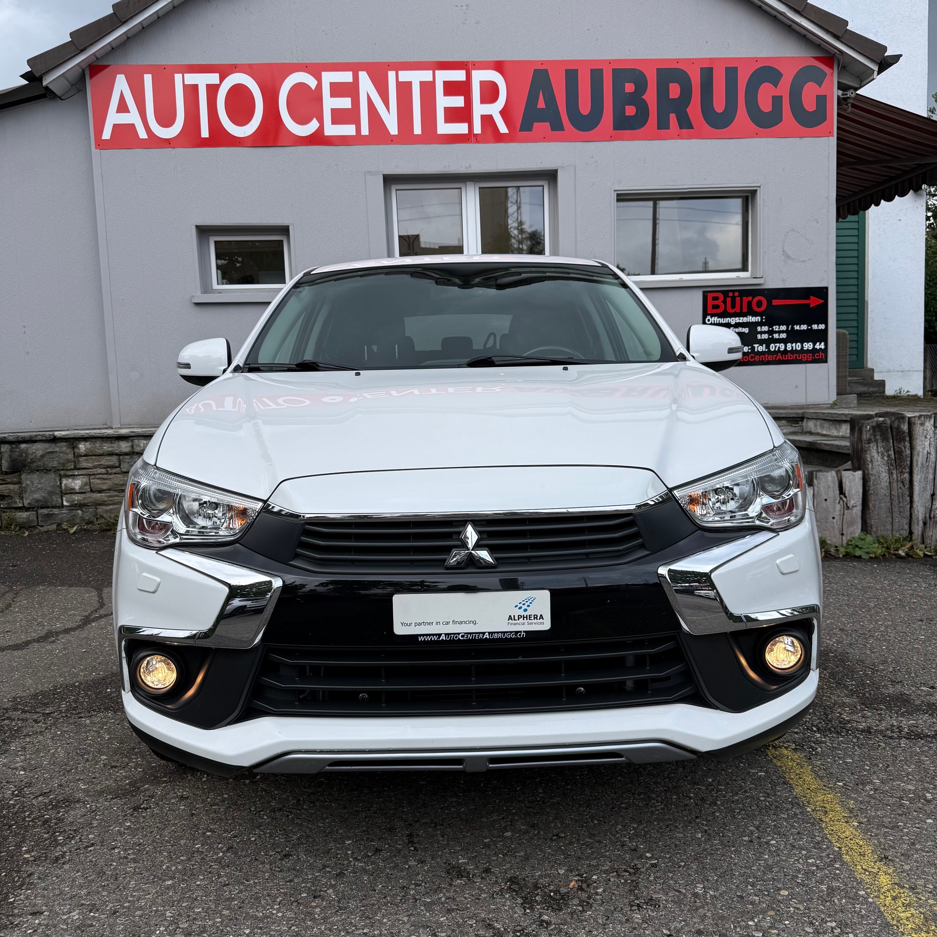 MITSUBISHI ASX 2.2 DID Style 4WD Automatic-image-3