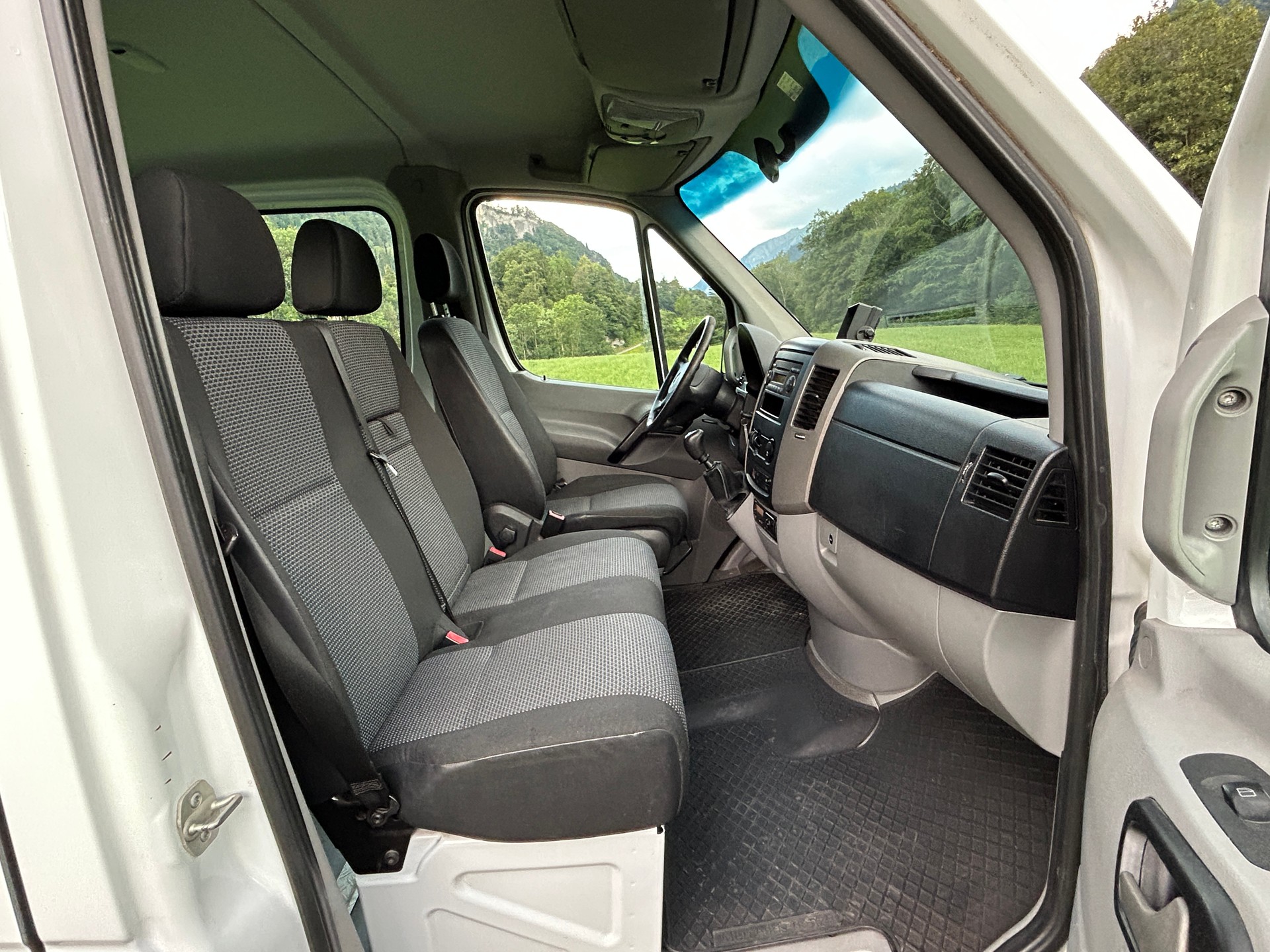MERCEDES-BENZ 316 CDI 4x4-image-12