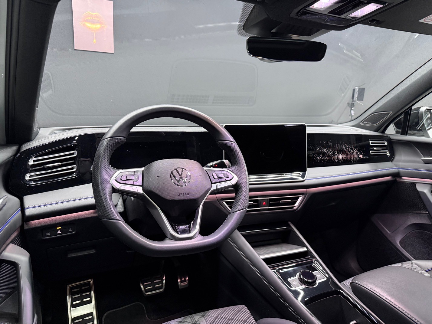 VW Tiguan 2.0 TSI DSG R-Line 4Motion-image-7