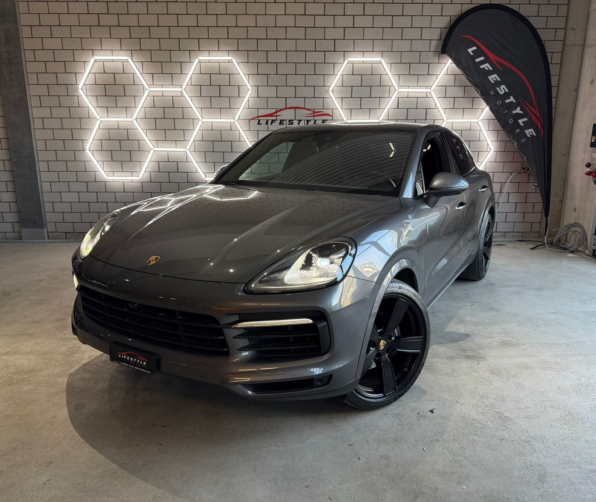 PORSCHE Cayenne Coupé-image-0