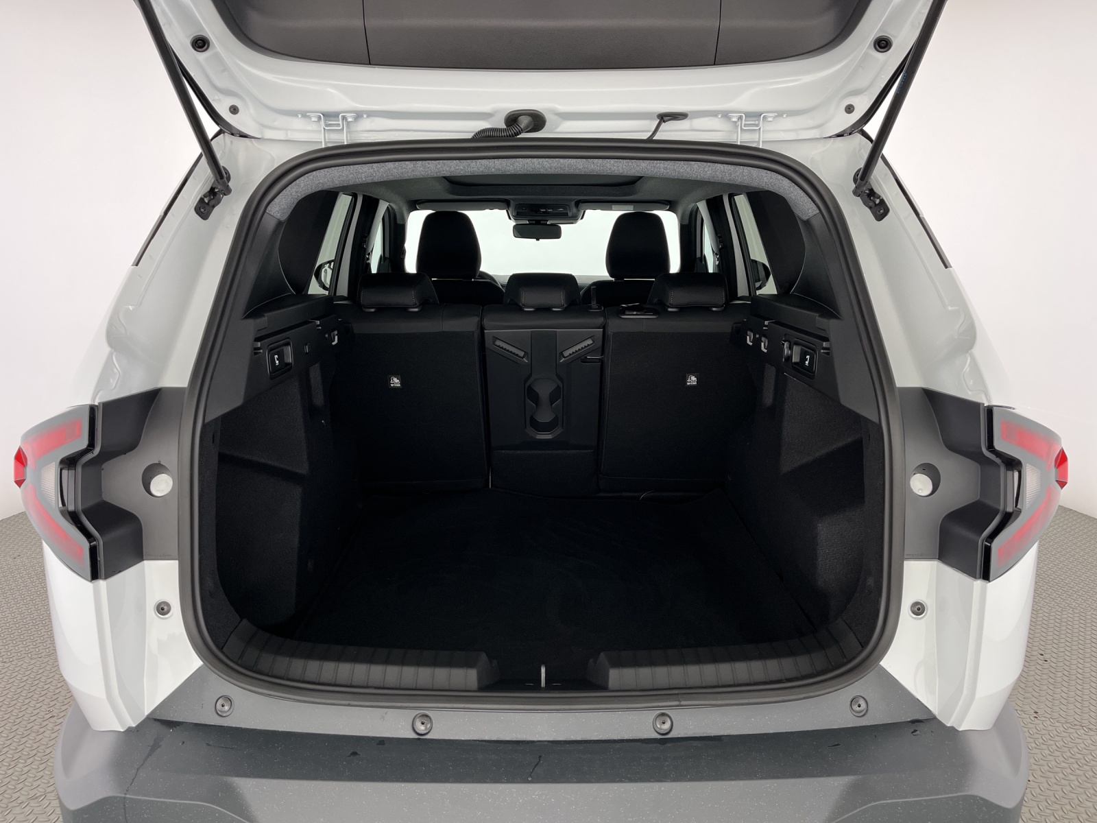 DACIA Bigster 1.2 Hybrid Extreme 4WD-image-17