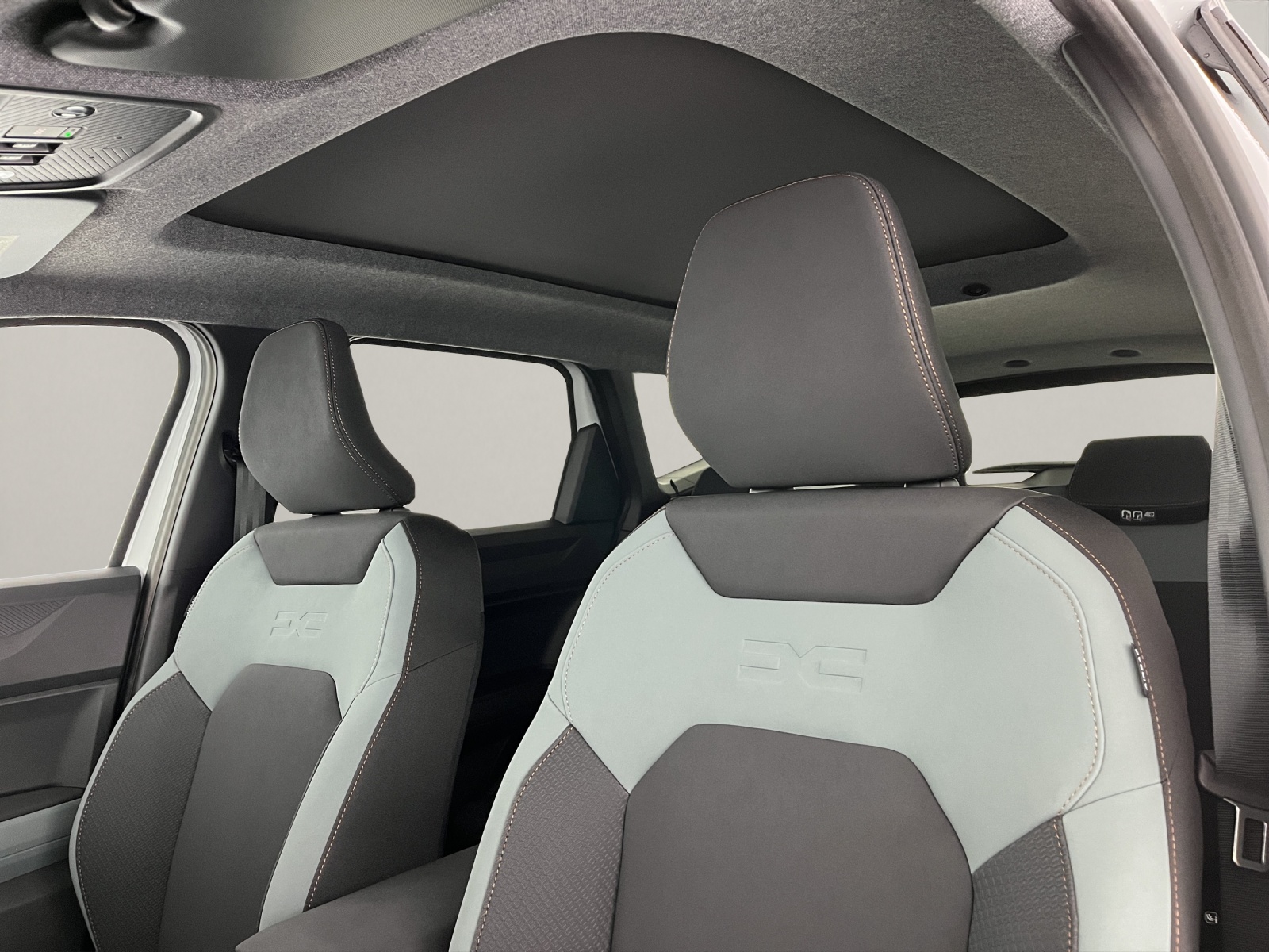 DACIA Bigster 1.2 Hybrid Extreme 4WD-image-14