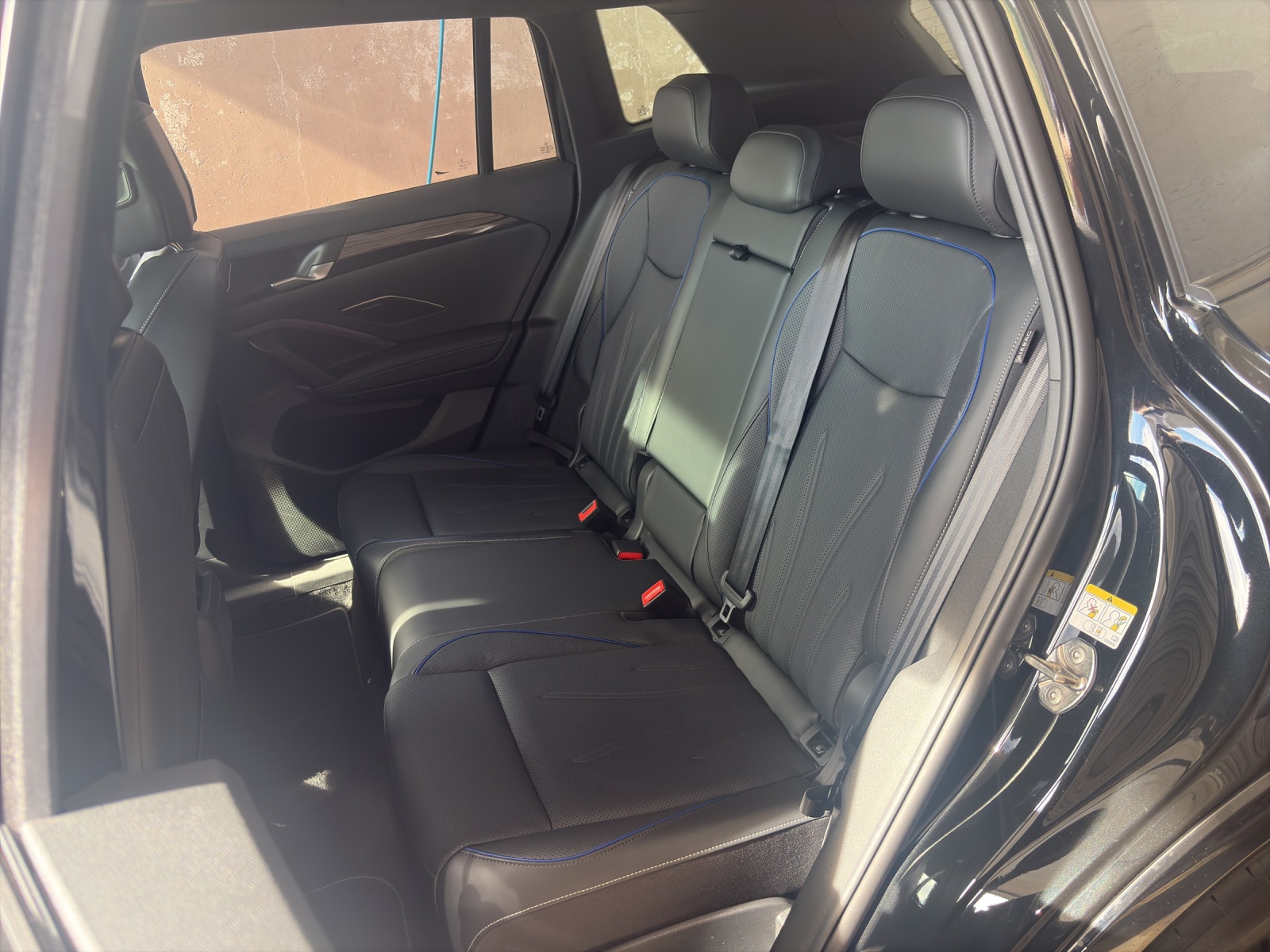 VW Tiguan 2.0 TSI R-Line DSG 4motion-image-7