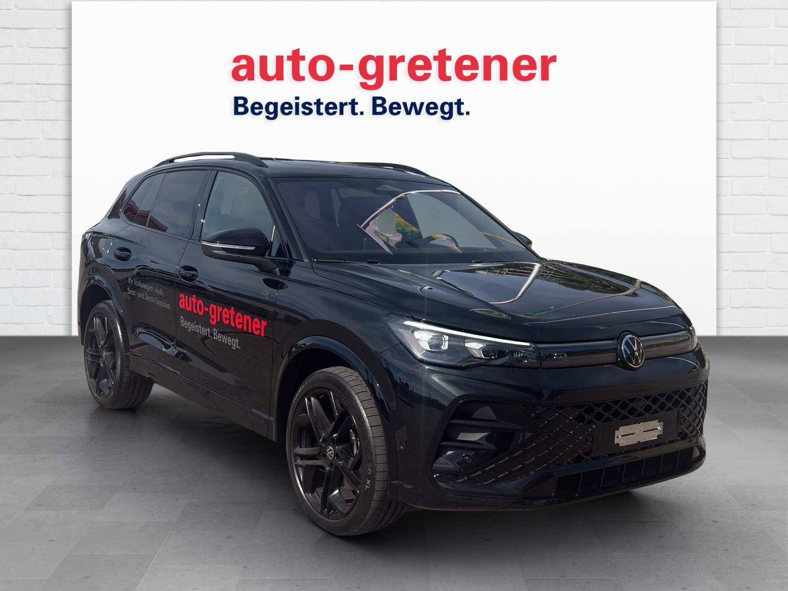 VW Tiguan 2.0 TSI R-Line DSG 4motion-image-3