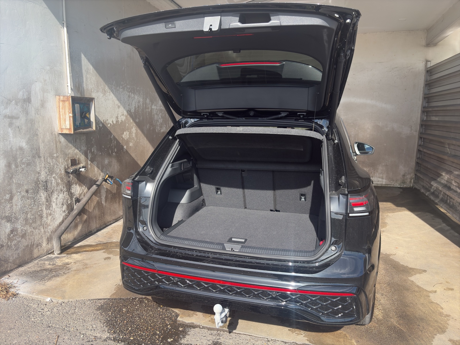 VW Tiguan 2.0 TSI R-Line DSG 4motion-image-17