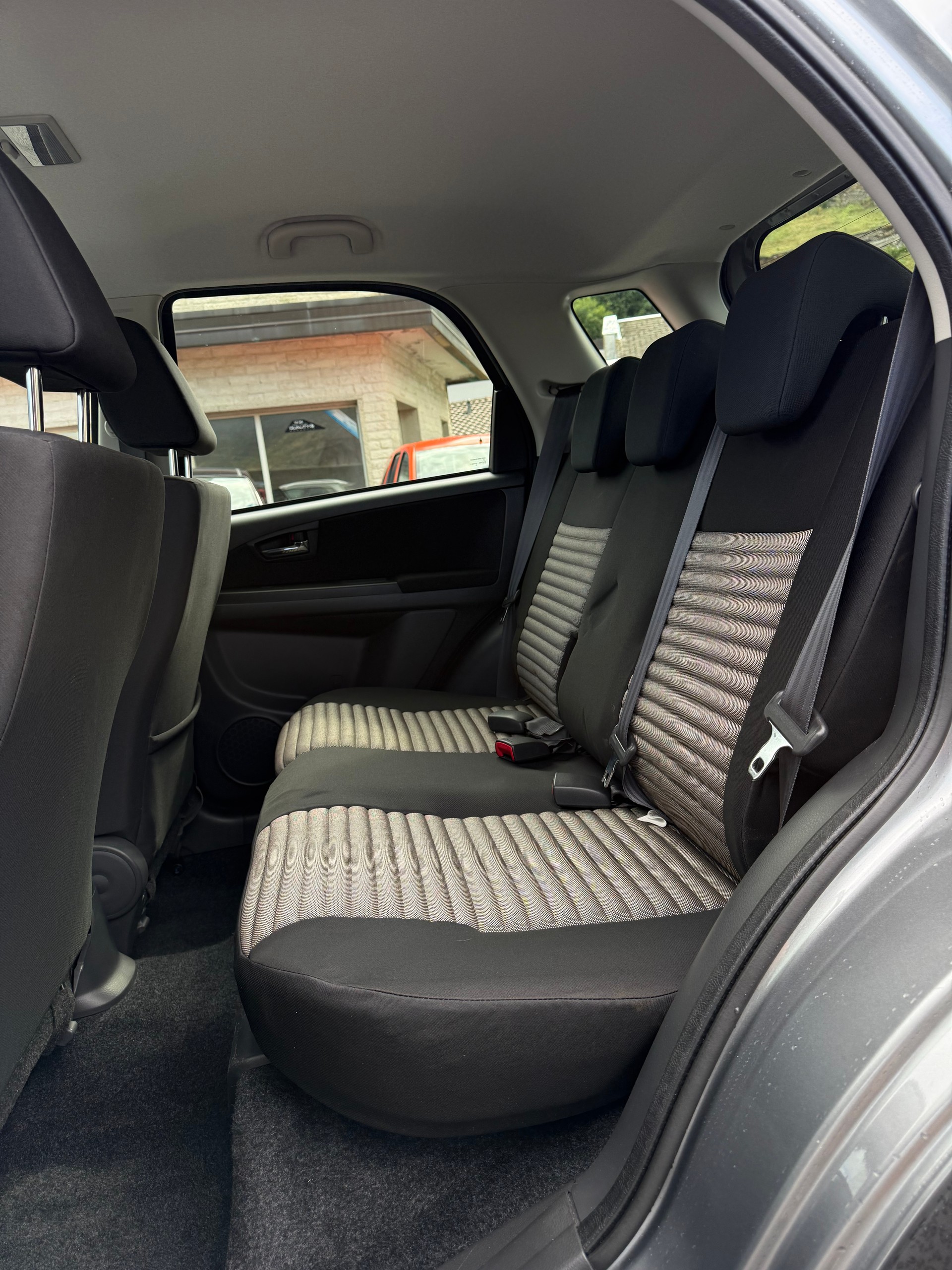 FIAT Sedici 2.0JTD 4WD Dynamic-image-13