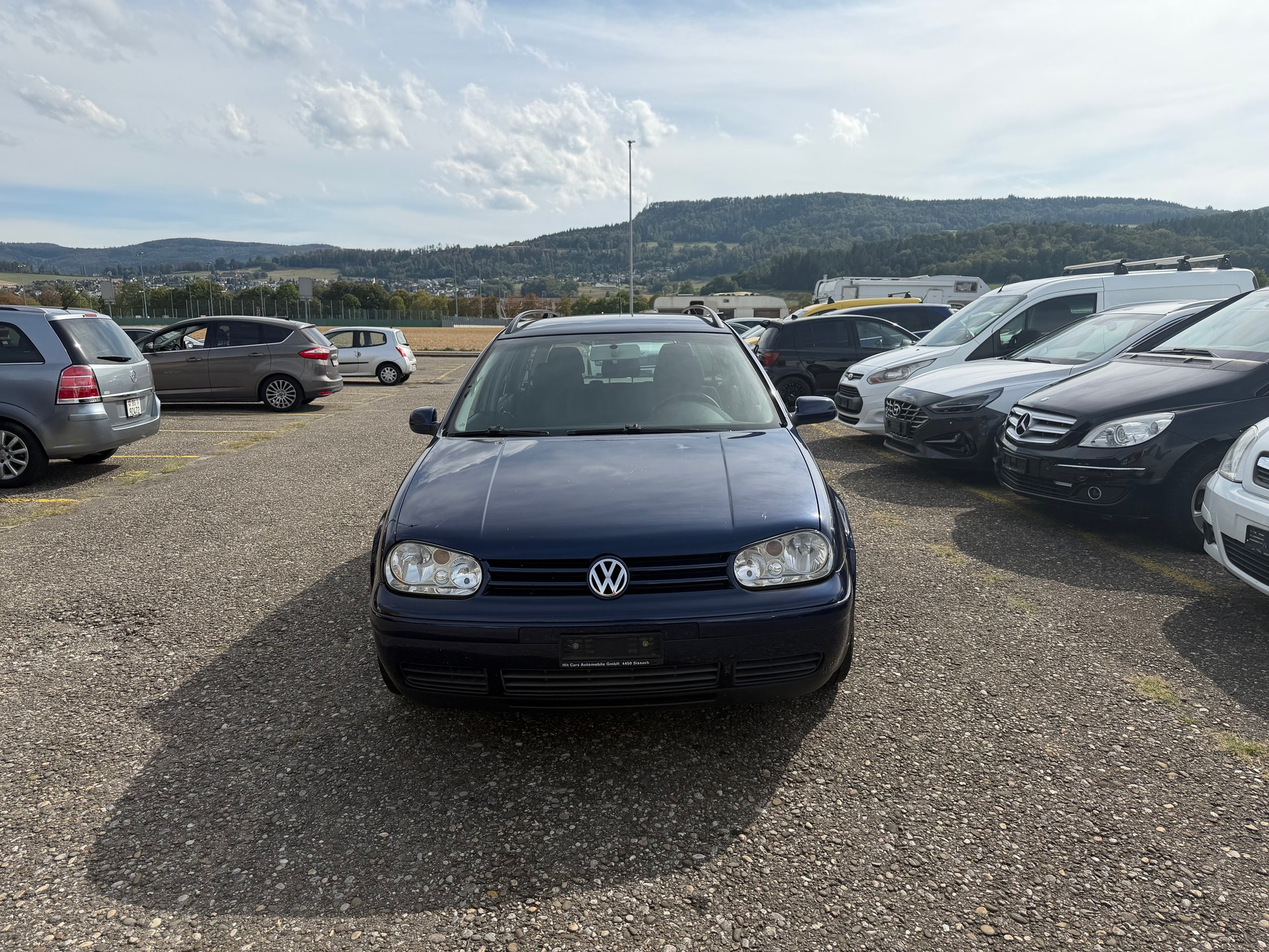 VW Golf Variant 2.0 Pacific 4Motion-image-0