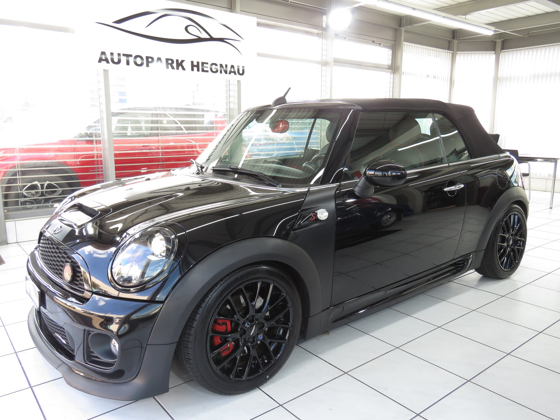 MINI Cooper S Cabriolet-image-8