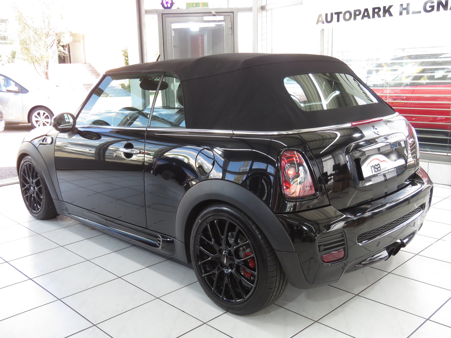 MINI Cooper S Cabriolet-image-9
