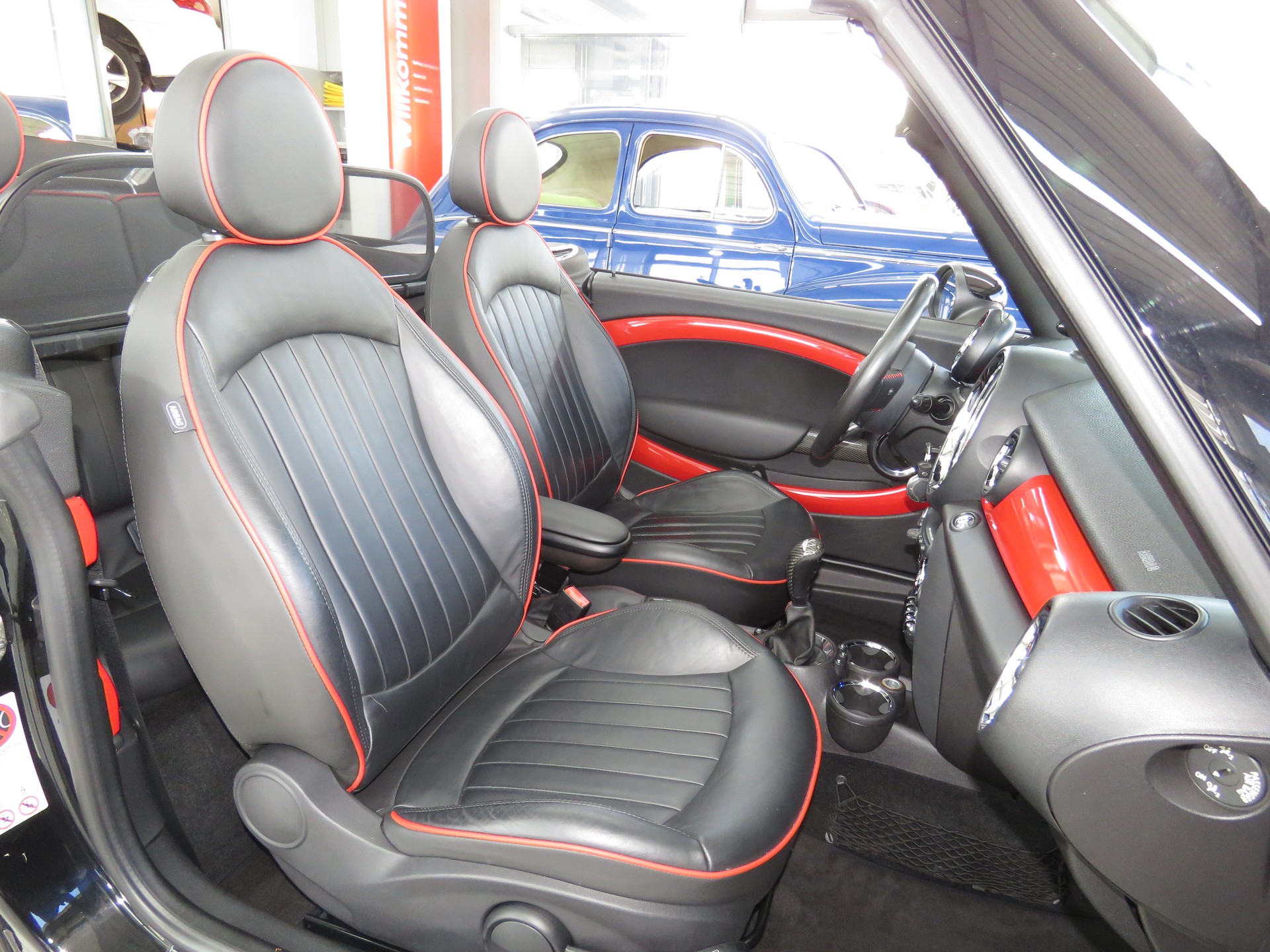 MINI Cooper S Cabriolet-image-15